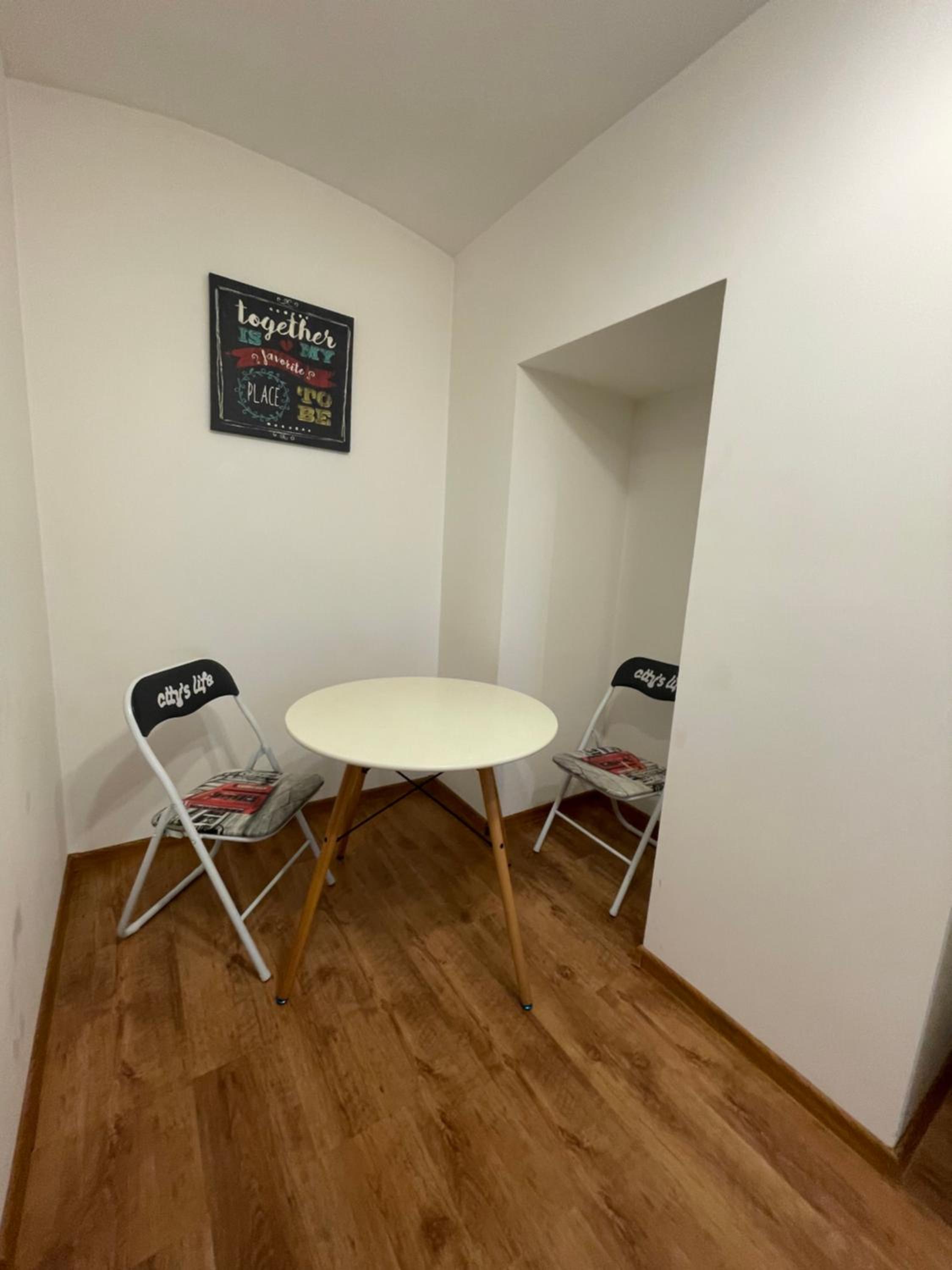 Deluxe Queen Room - Photo 7