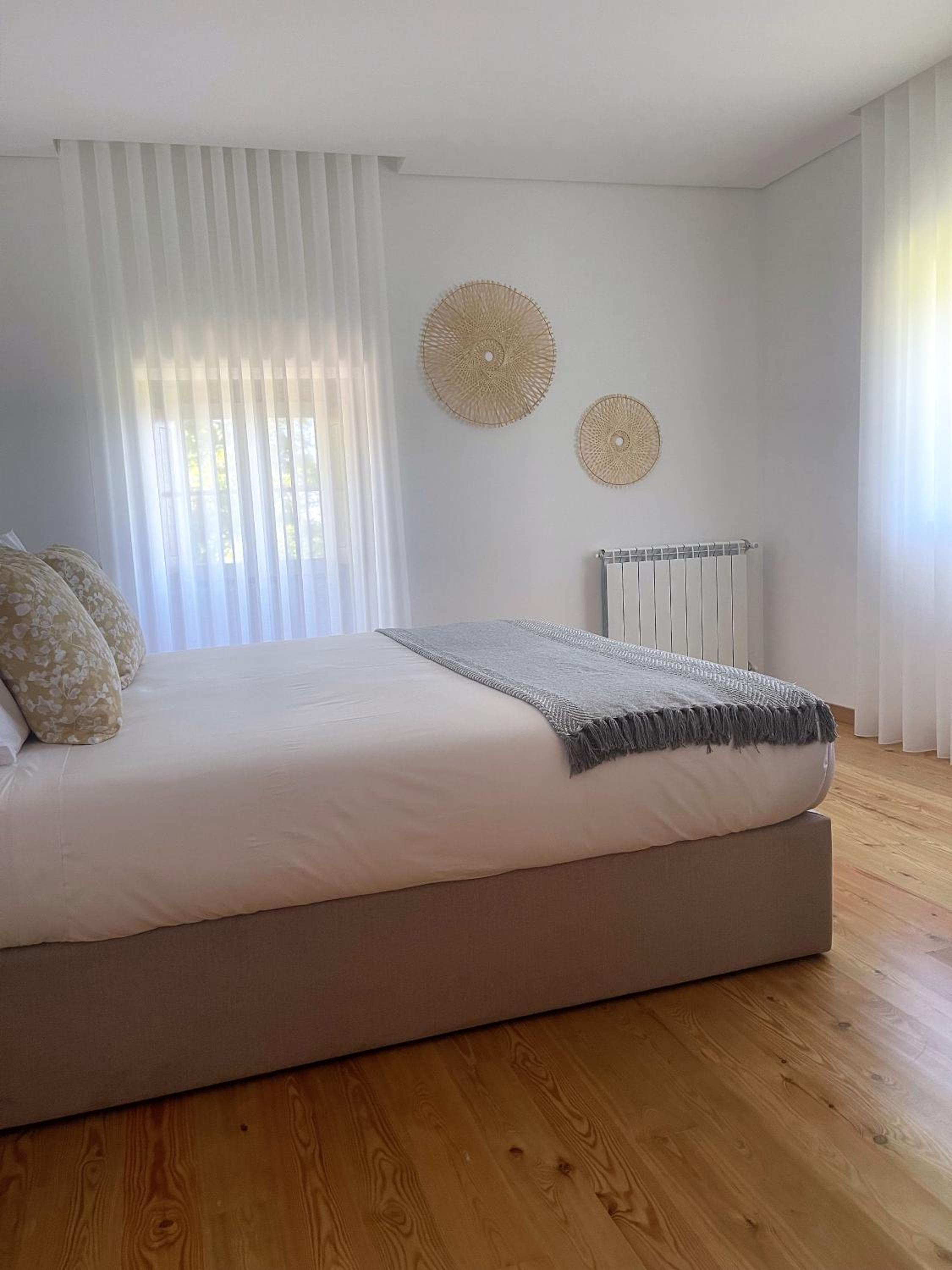 Double Room with Mountain View - Photo 1