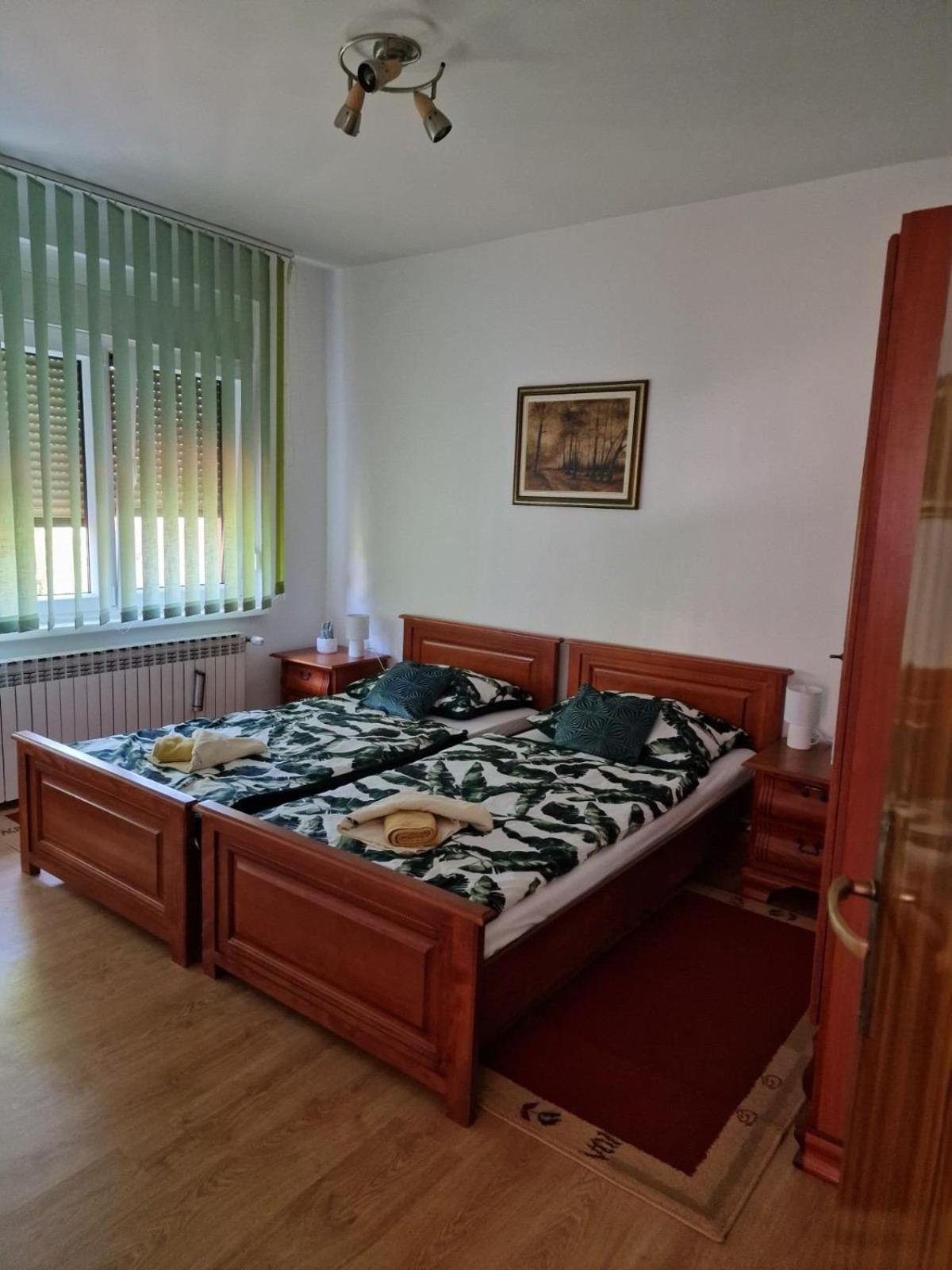 Four-Bedroom House photo 3