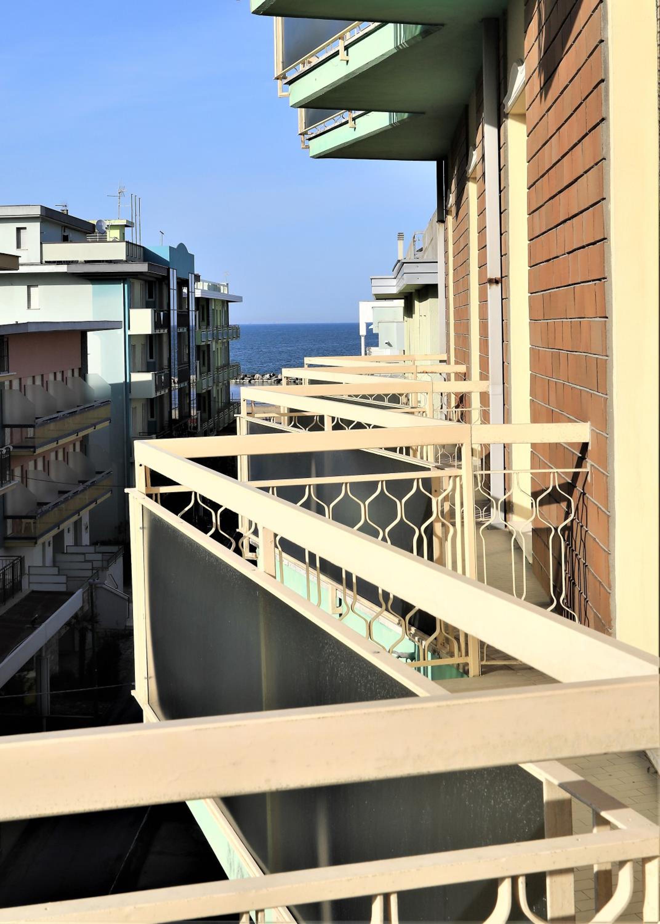 Standard Double or Twin Room with Balcony photo 3