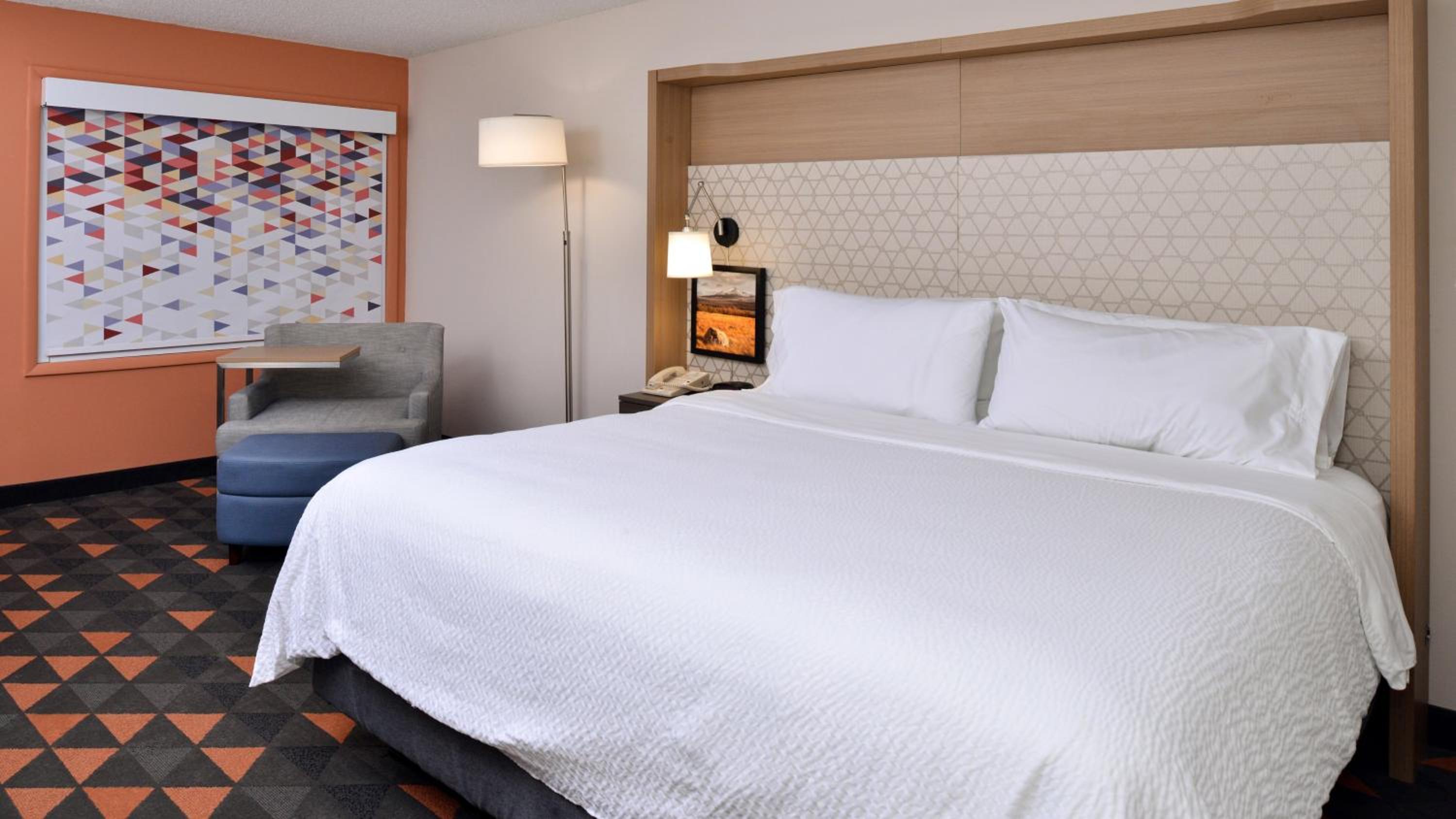 King Room - Mobility Access/Hearing Accessible - Photo 13