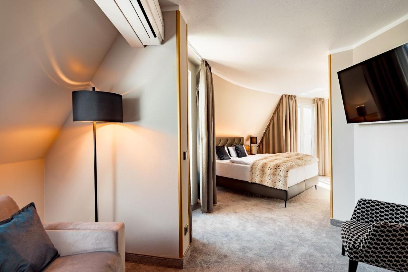 Superior Suite - Photo 3