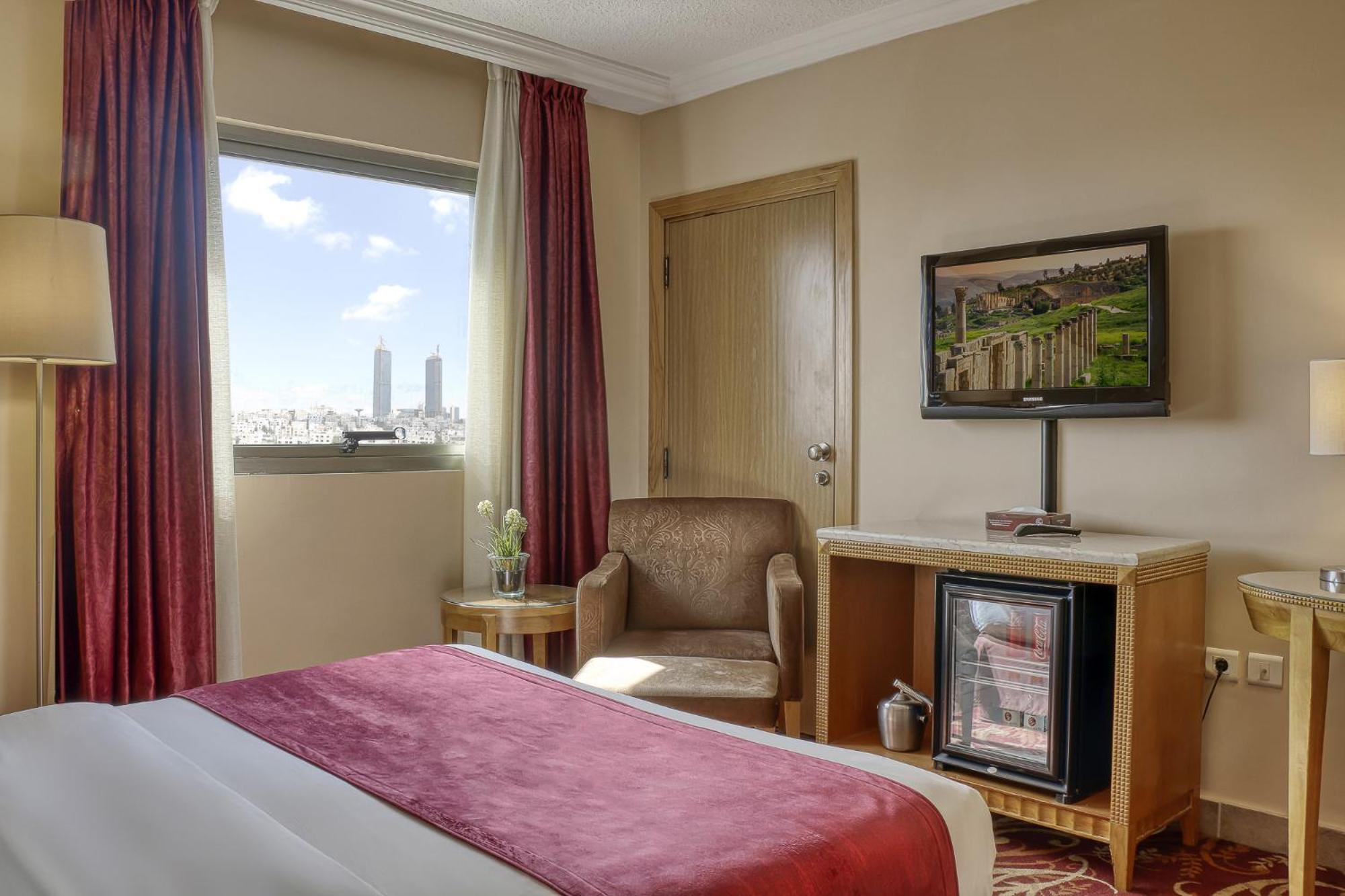 Deluxe Double Room photo 3
