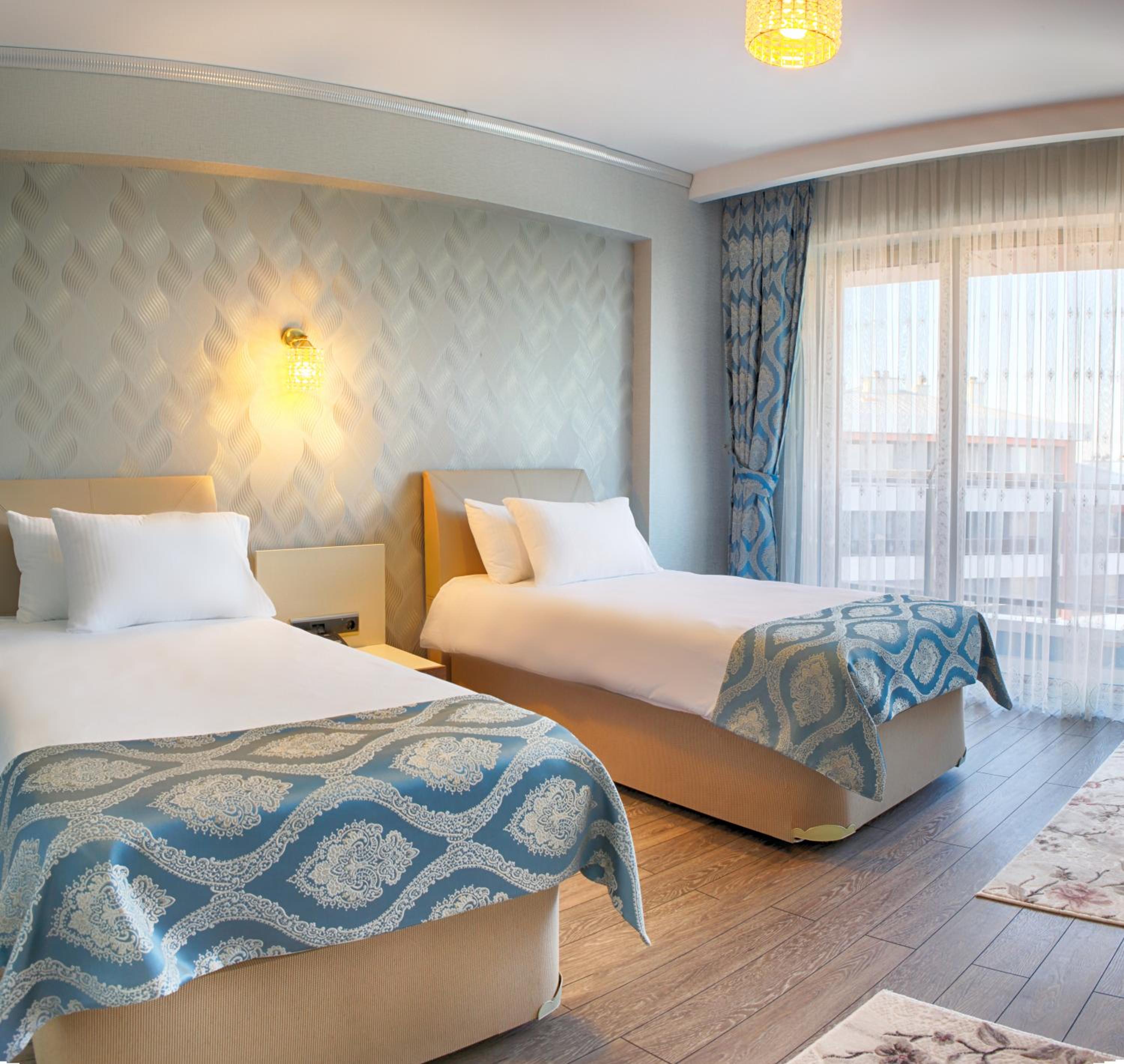 Junior Suite with Balcony