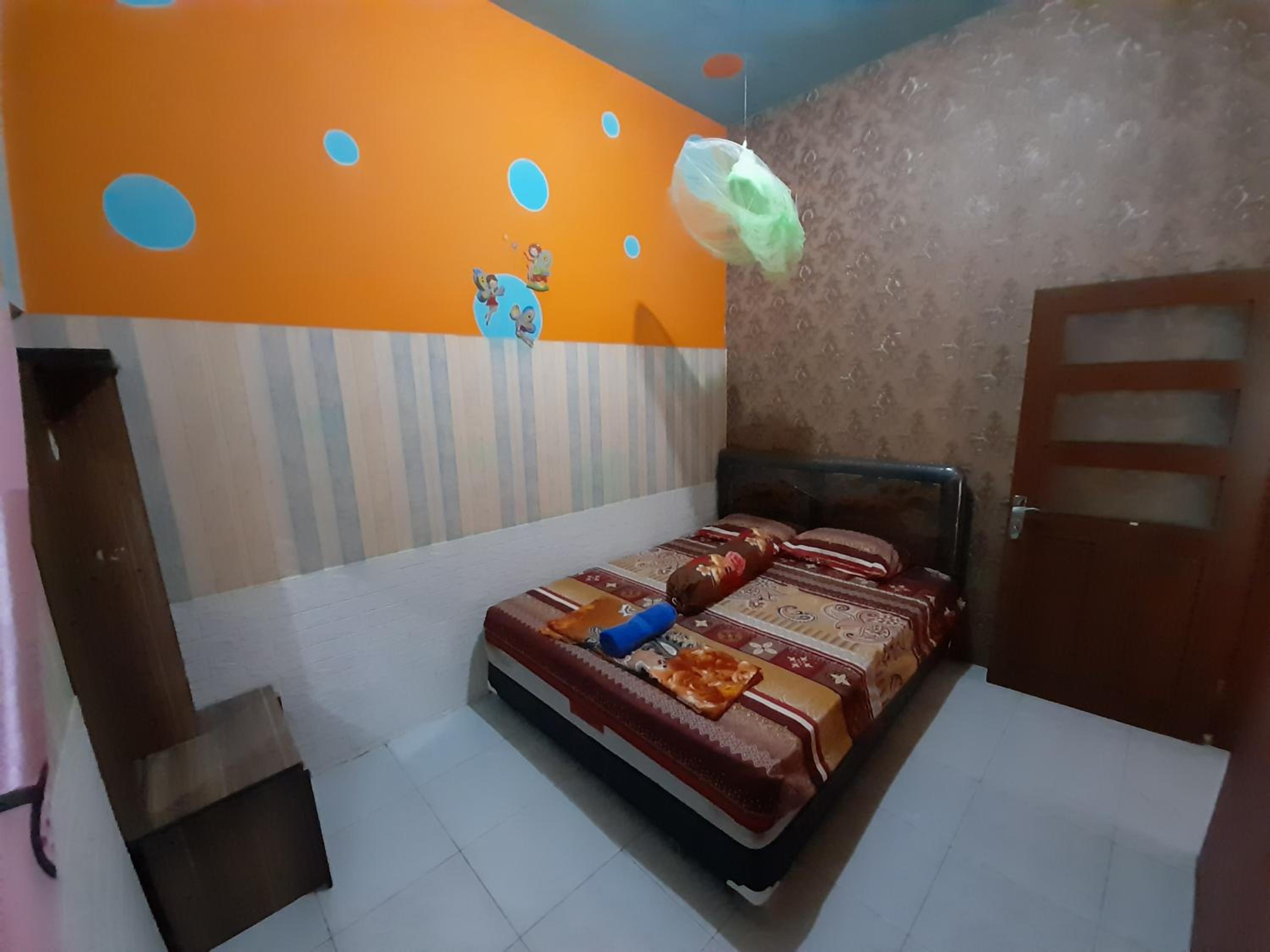 Double Room with Shared Toilet photo 2
