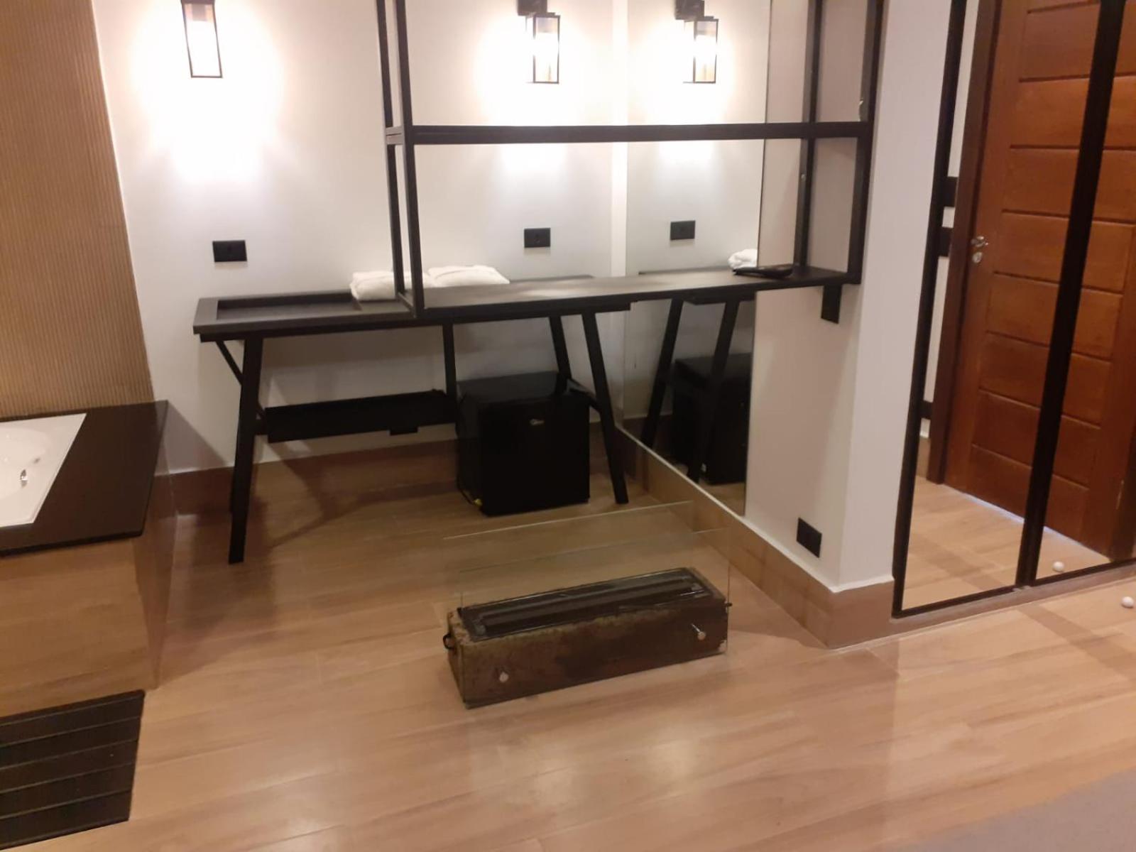 Suite with Spa Bath photo 2