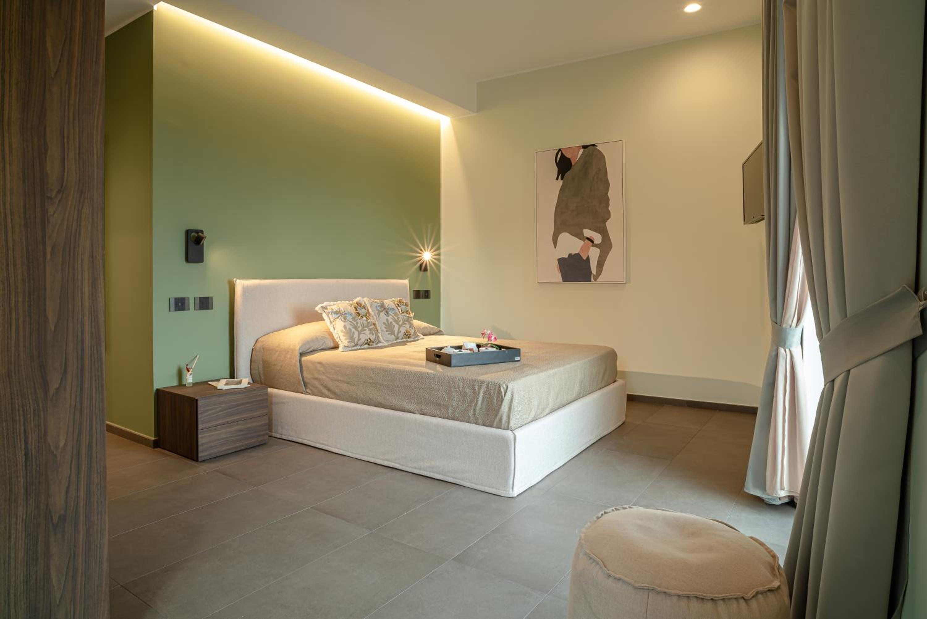 Superior Twin Room with City View