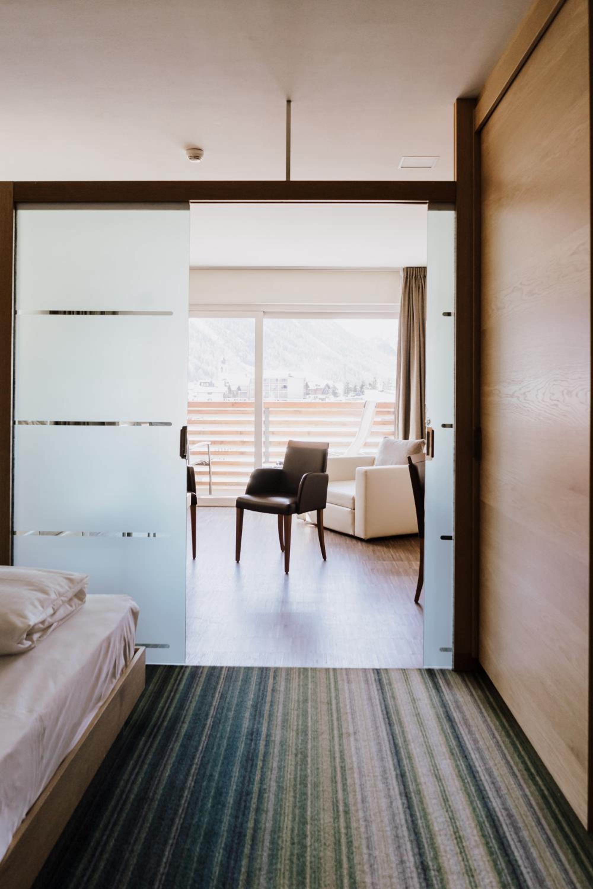 Prestige Suite - Photo 11