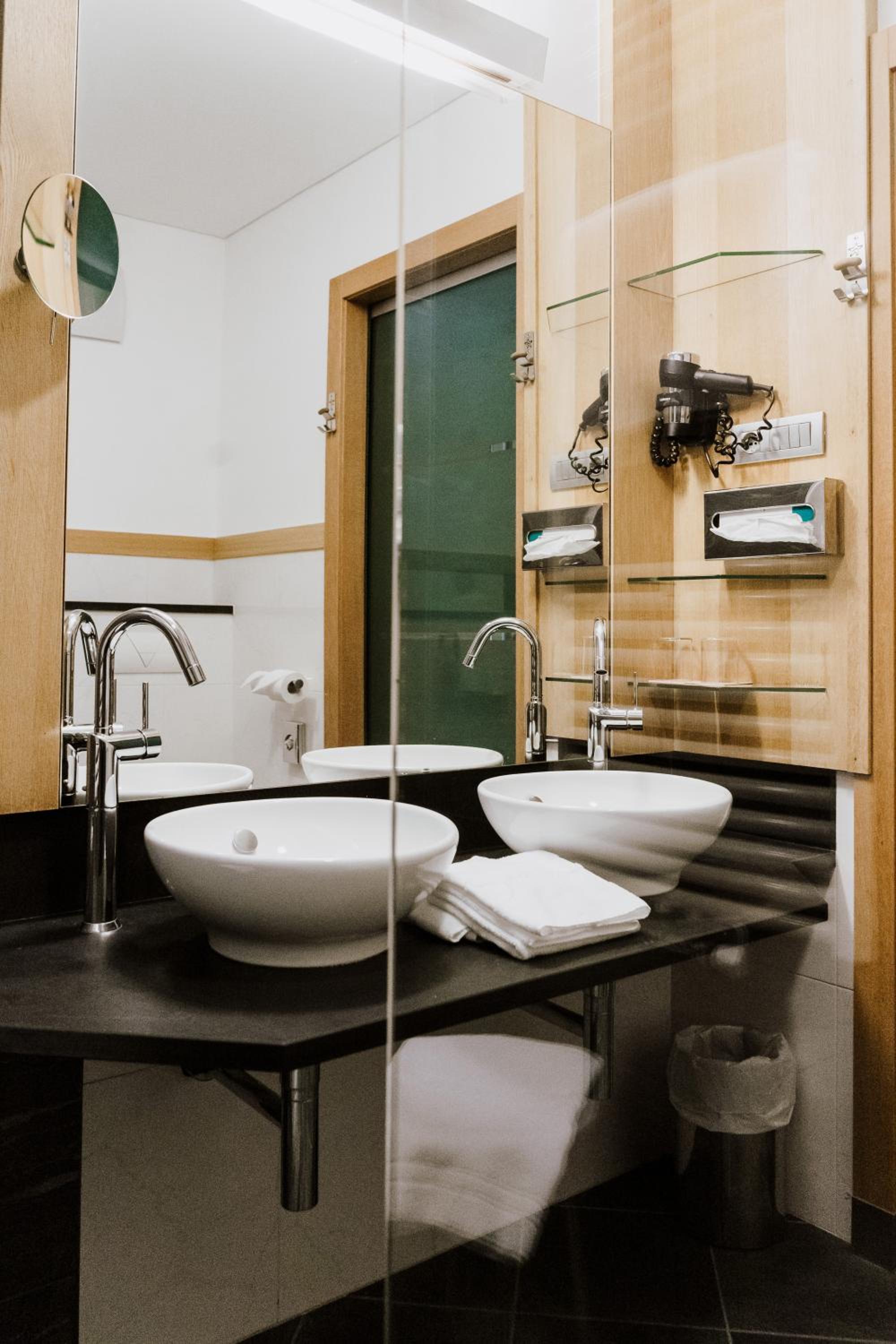 Superior Double Room - Photo 14