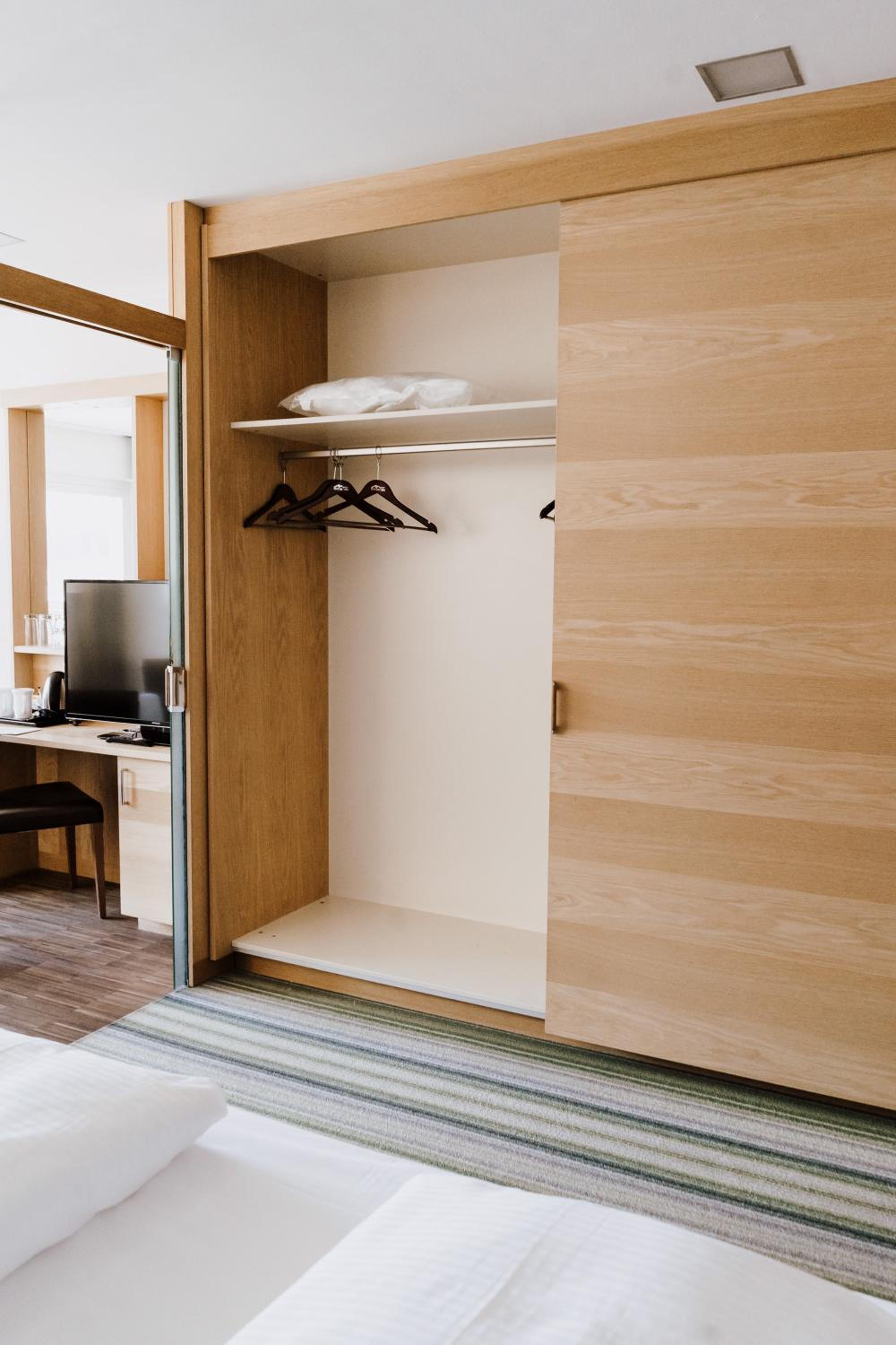 Prestige Suite - Photo 13