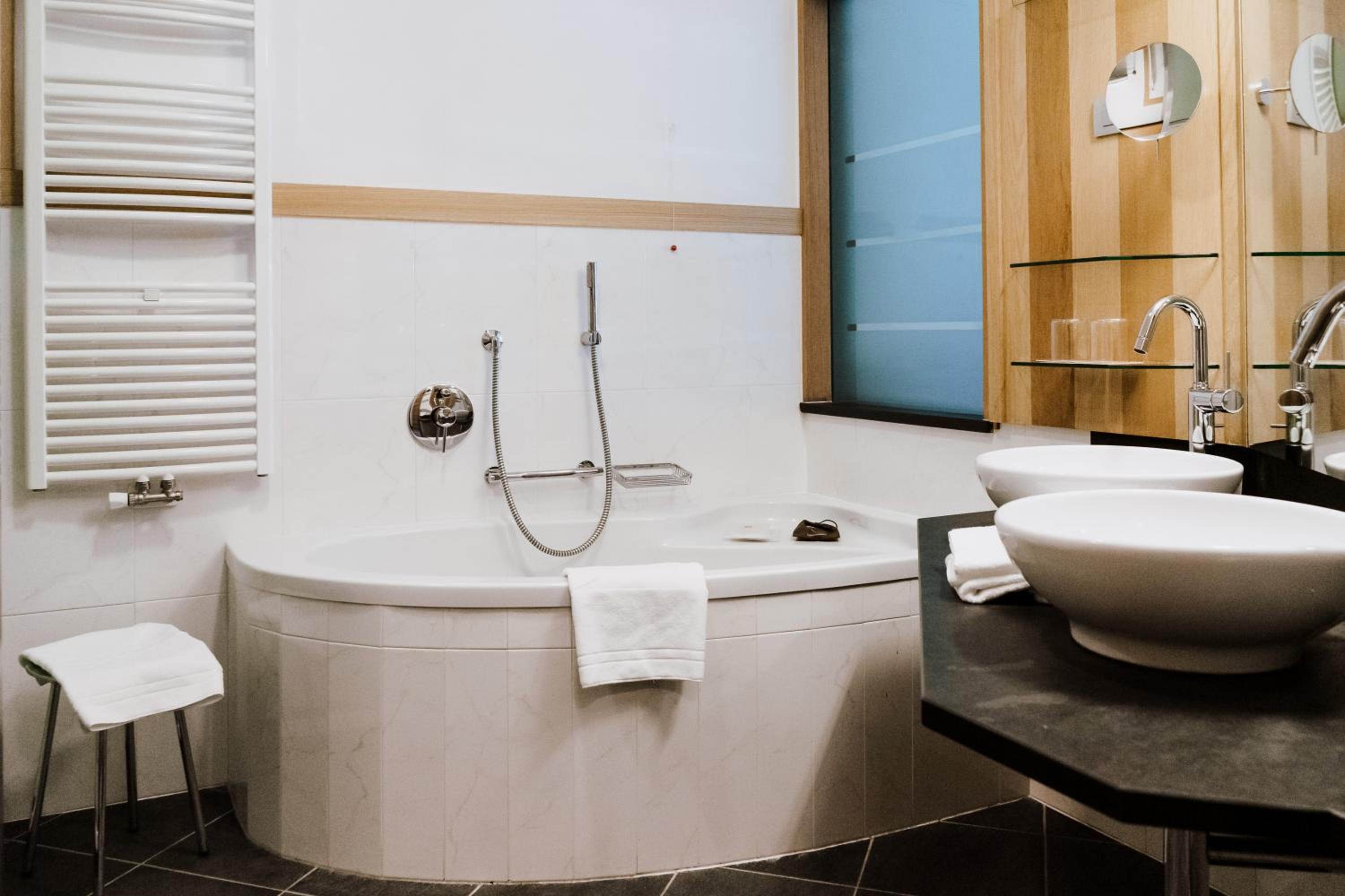 Prestige Suite - Photo 9
