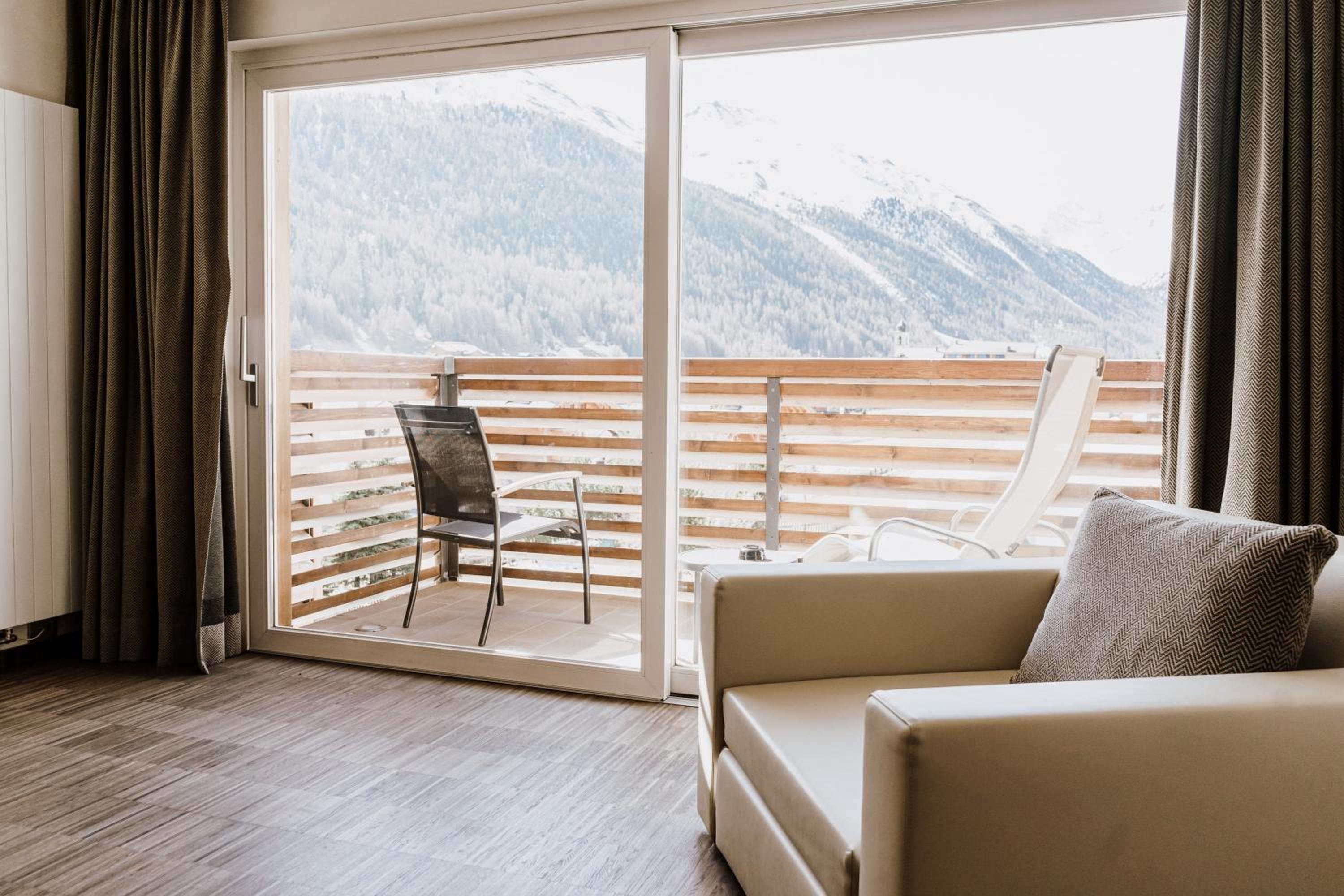 Prestige Suite - Photo 23