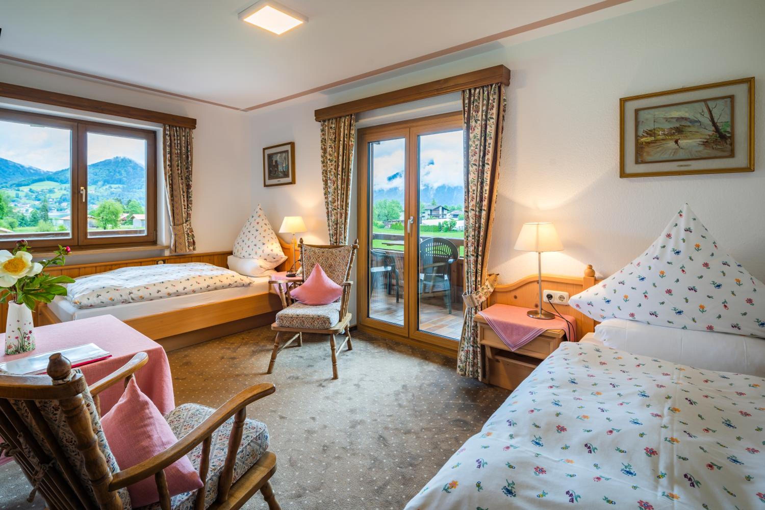 Twin Room with Lake View