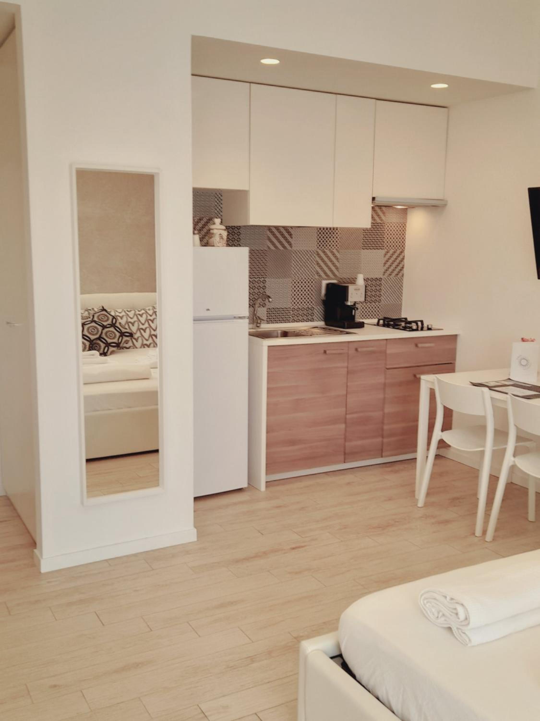 Double Room with Spa Bath - Photo 56