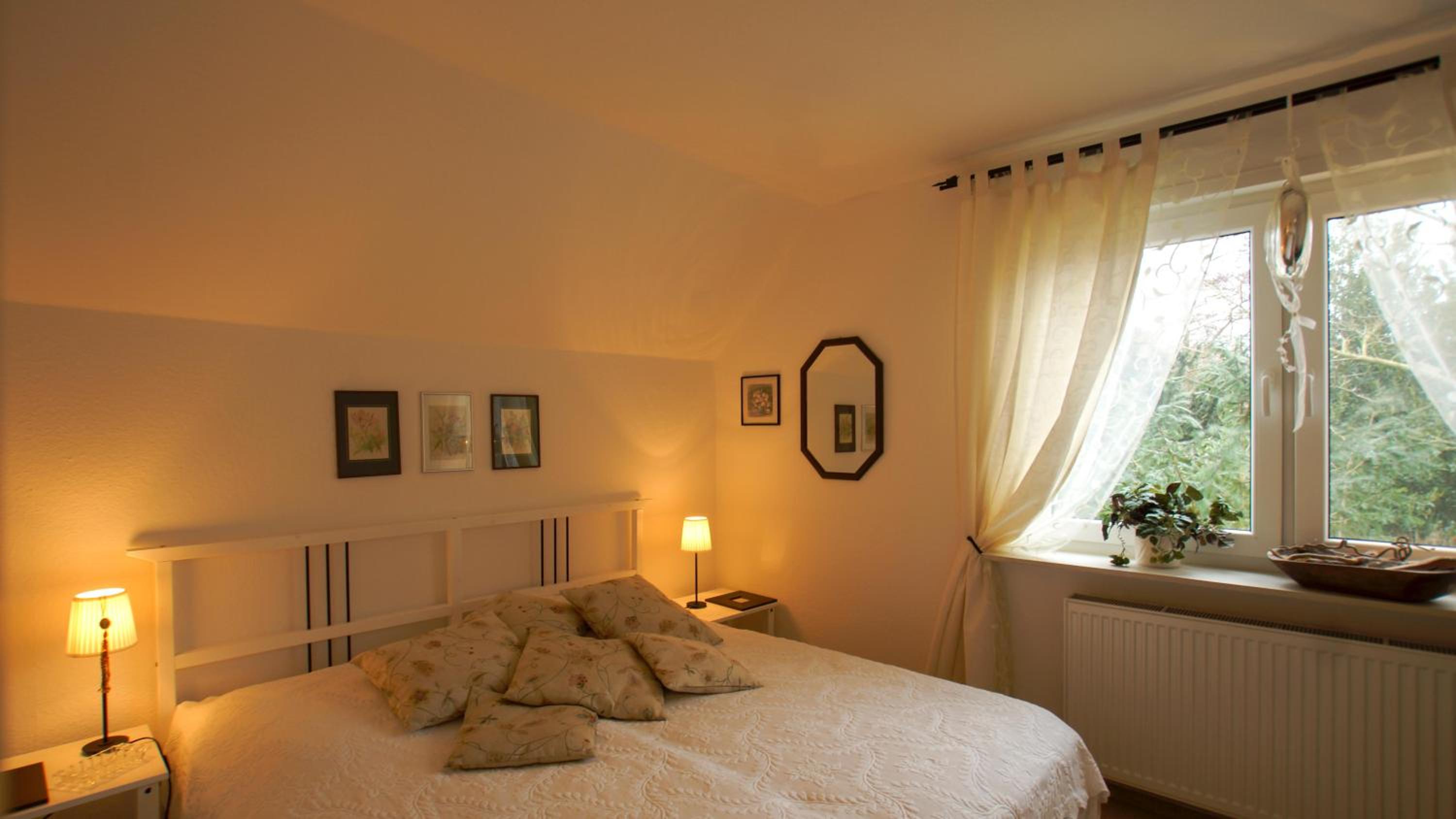 Apartment with Balcony - Photo 14
