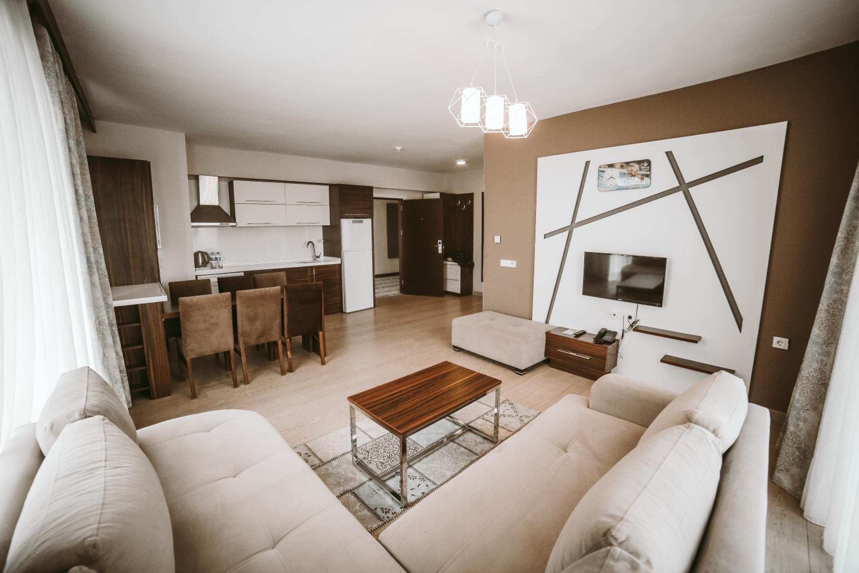 Queen Suite