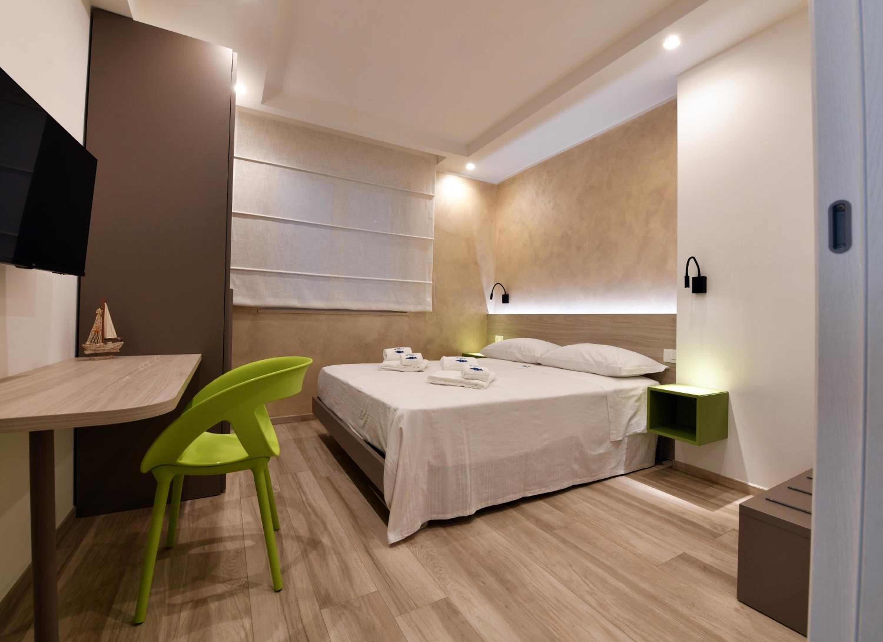 Two-Bedroom Suite photo 2