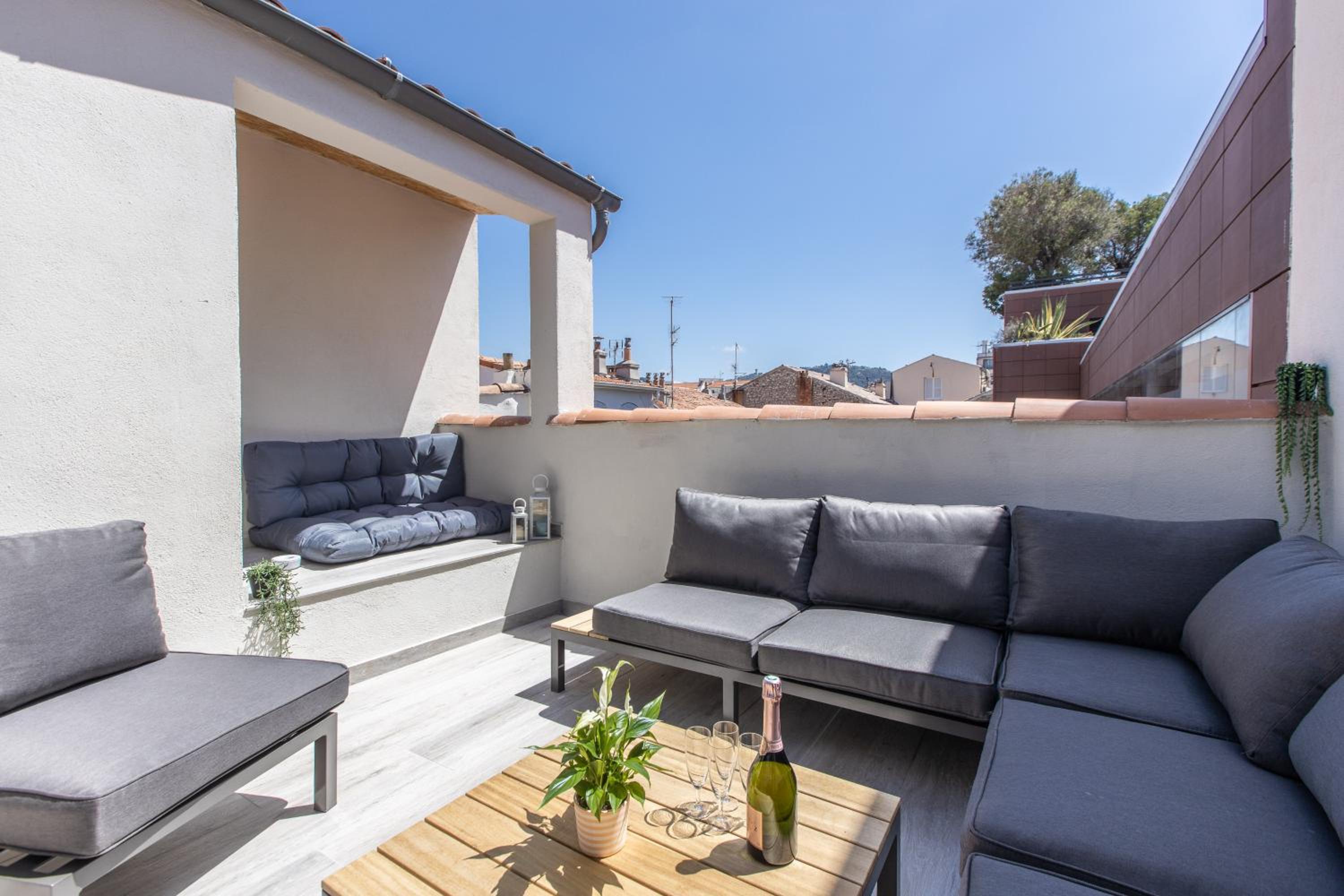 DIAMANT - Four-Bedroom Apartment with Terrace and Jacuzzi - Photo 25