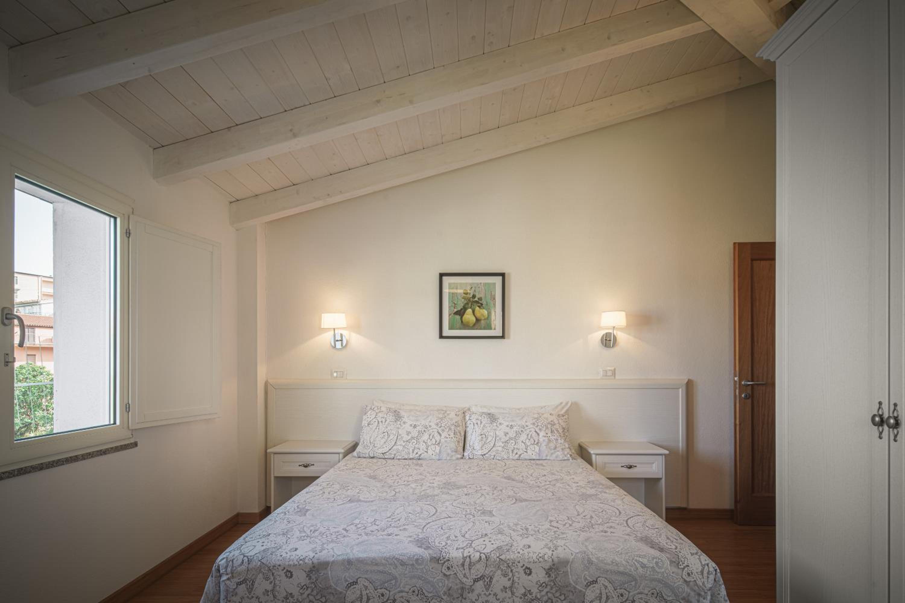Standard Double or Twin Room with Garden View photo 2