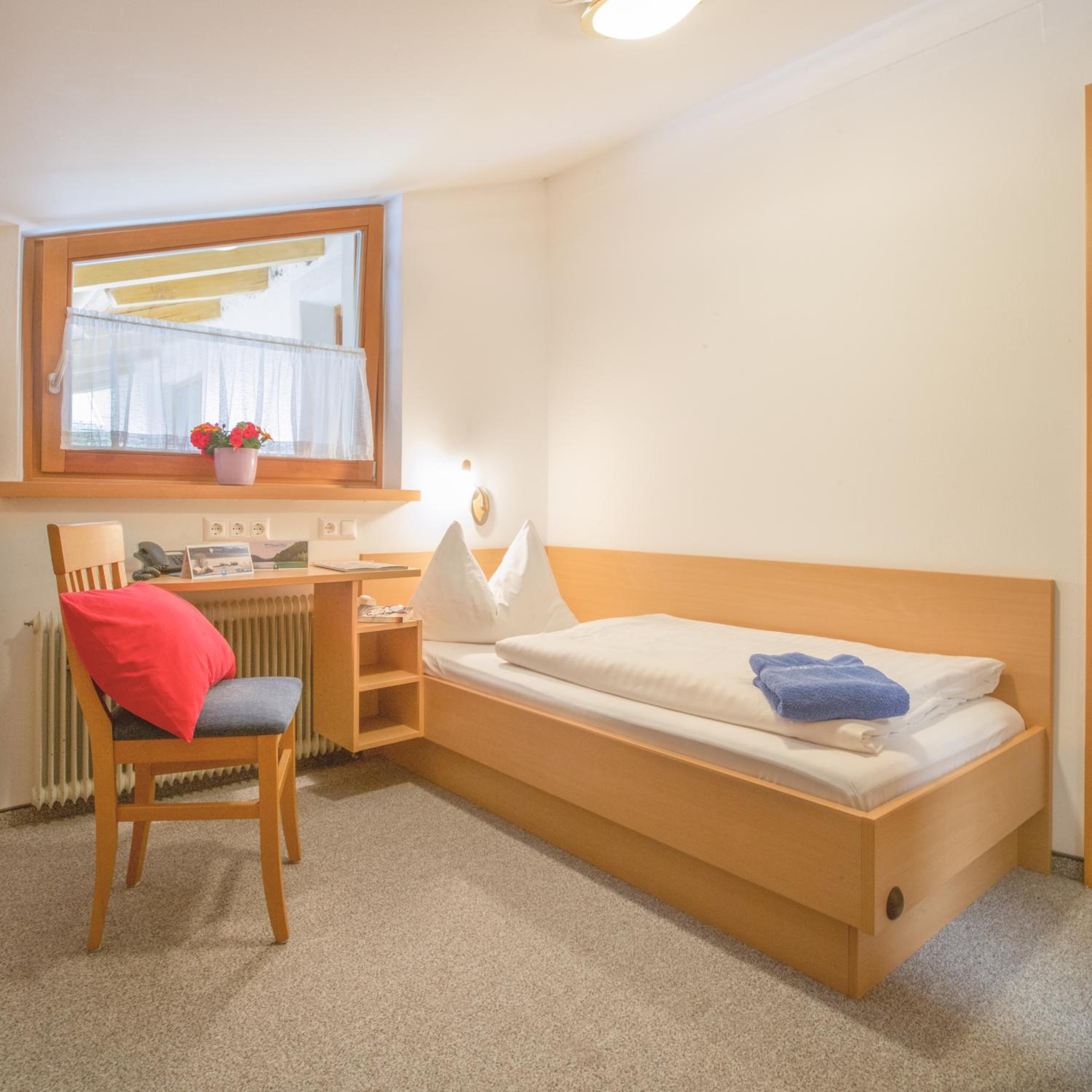 Single Room photo 3