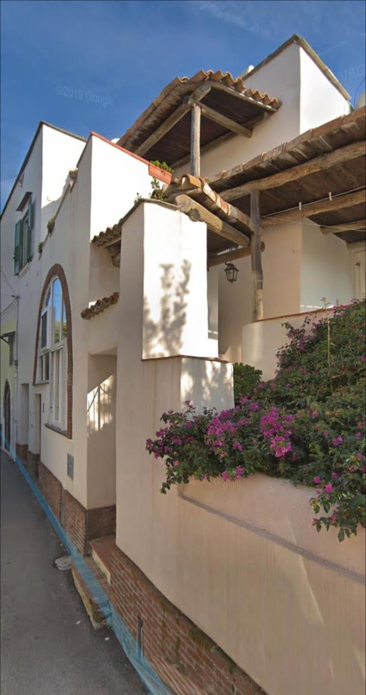 Double Room with Sea View - Photo 19