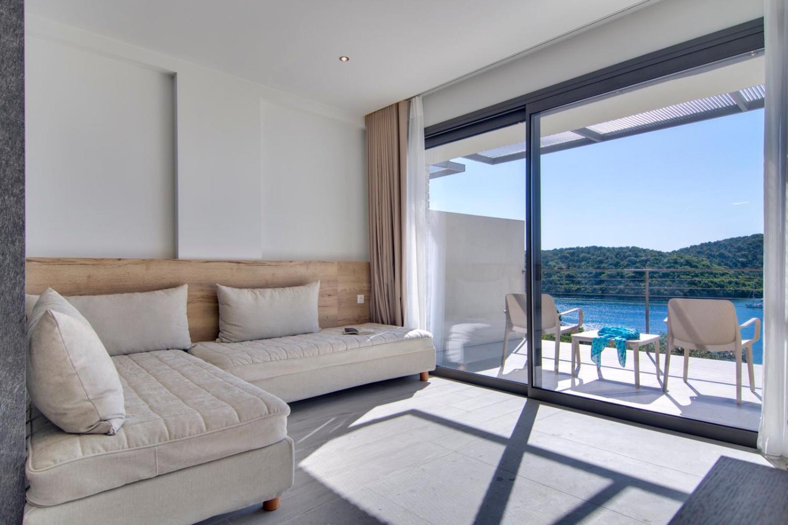 Junior Suite with Sea View photo 2