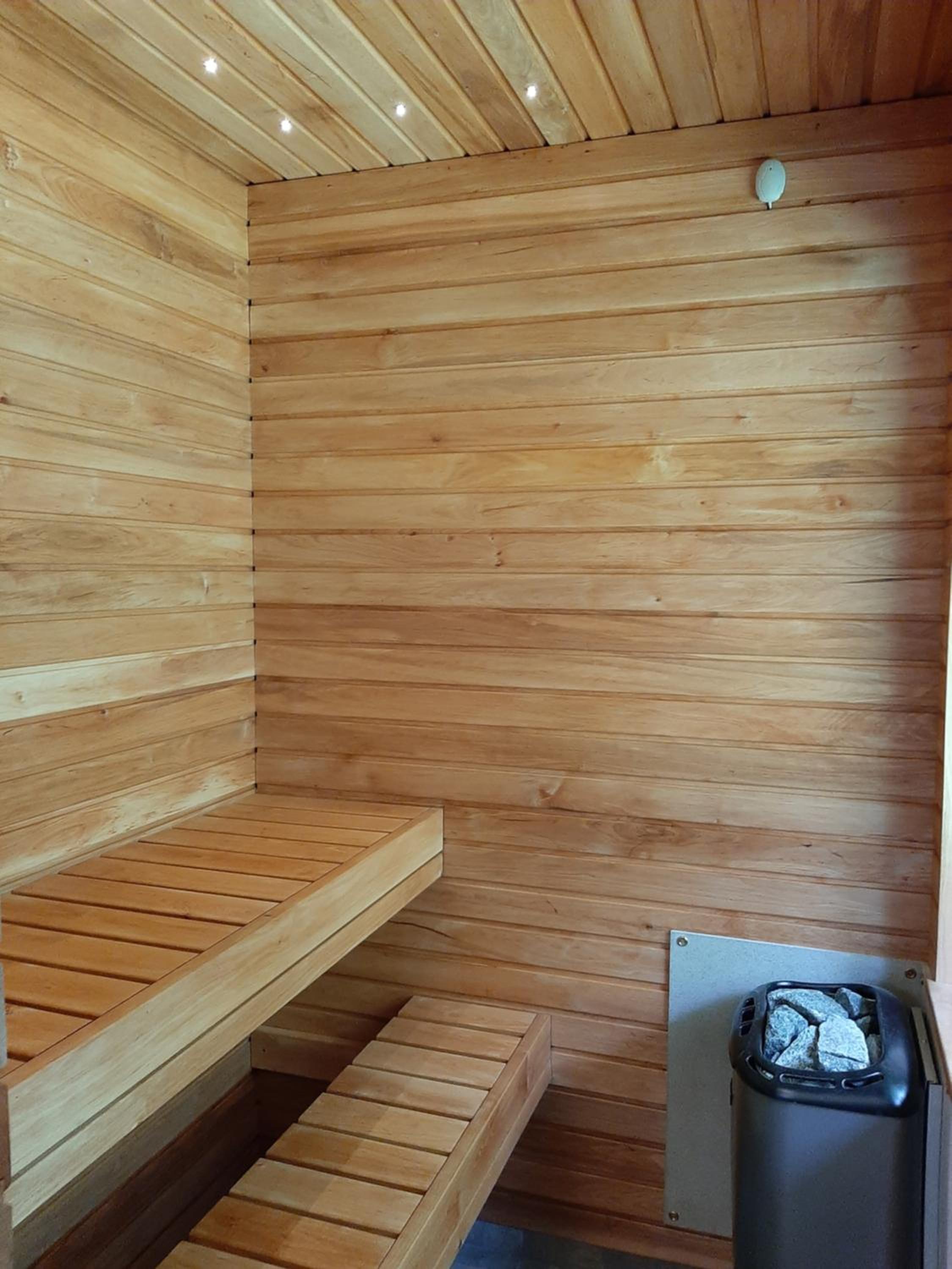 Apartment with Sauna - Photo 3