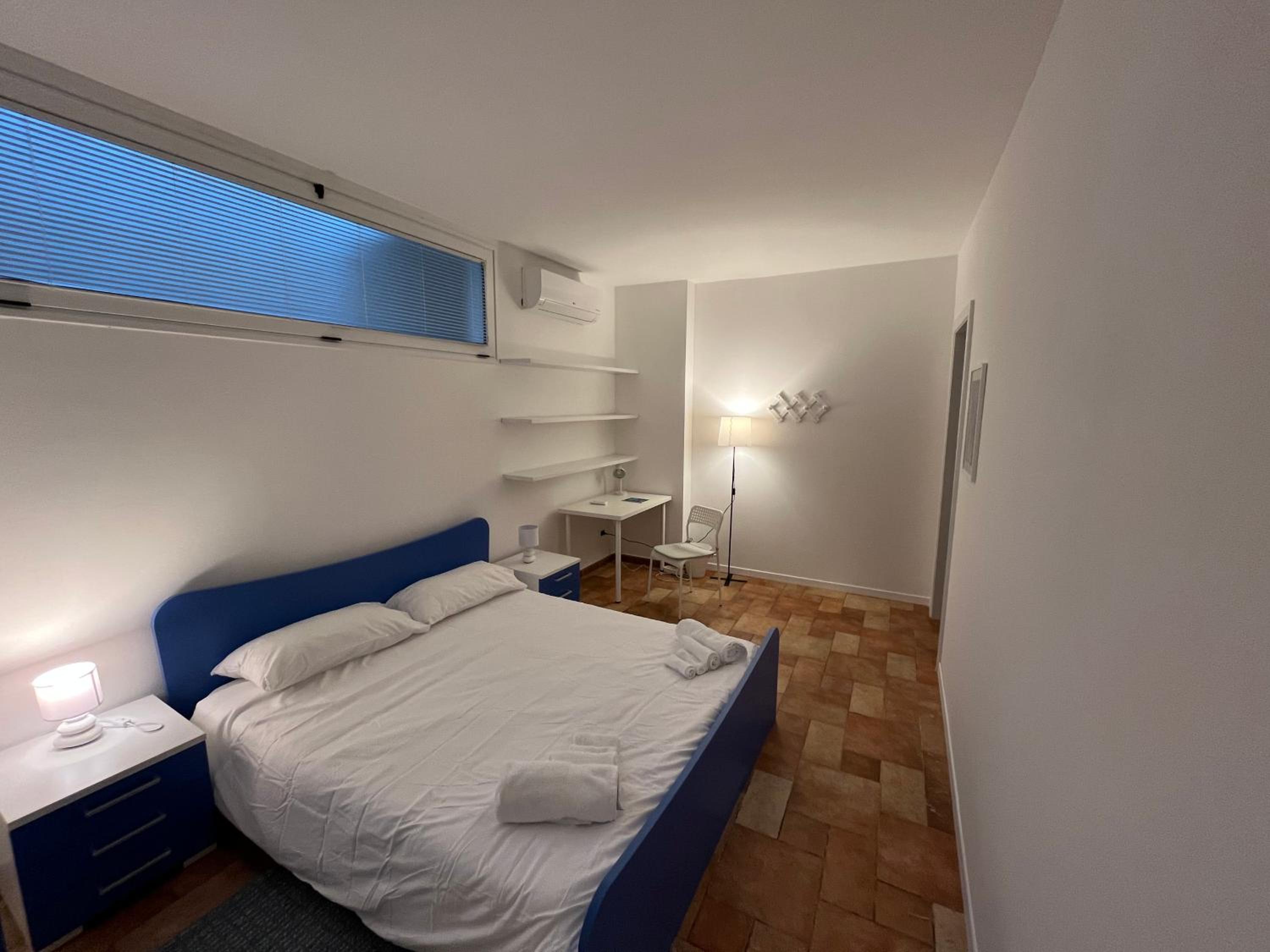 Standard Double Room With Shared Bathroom photo 3