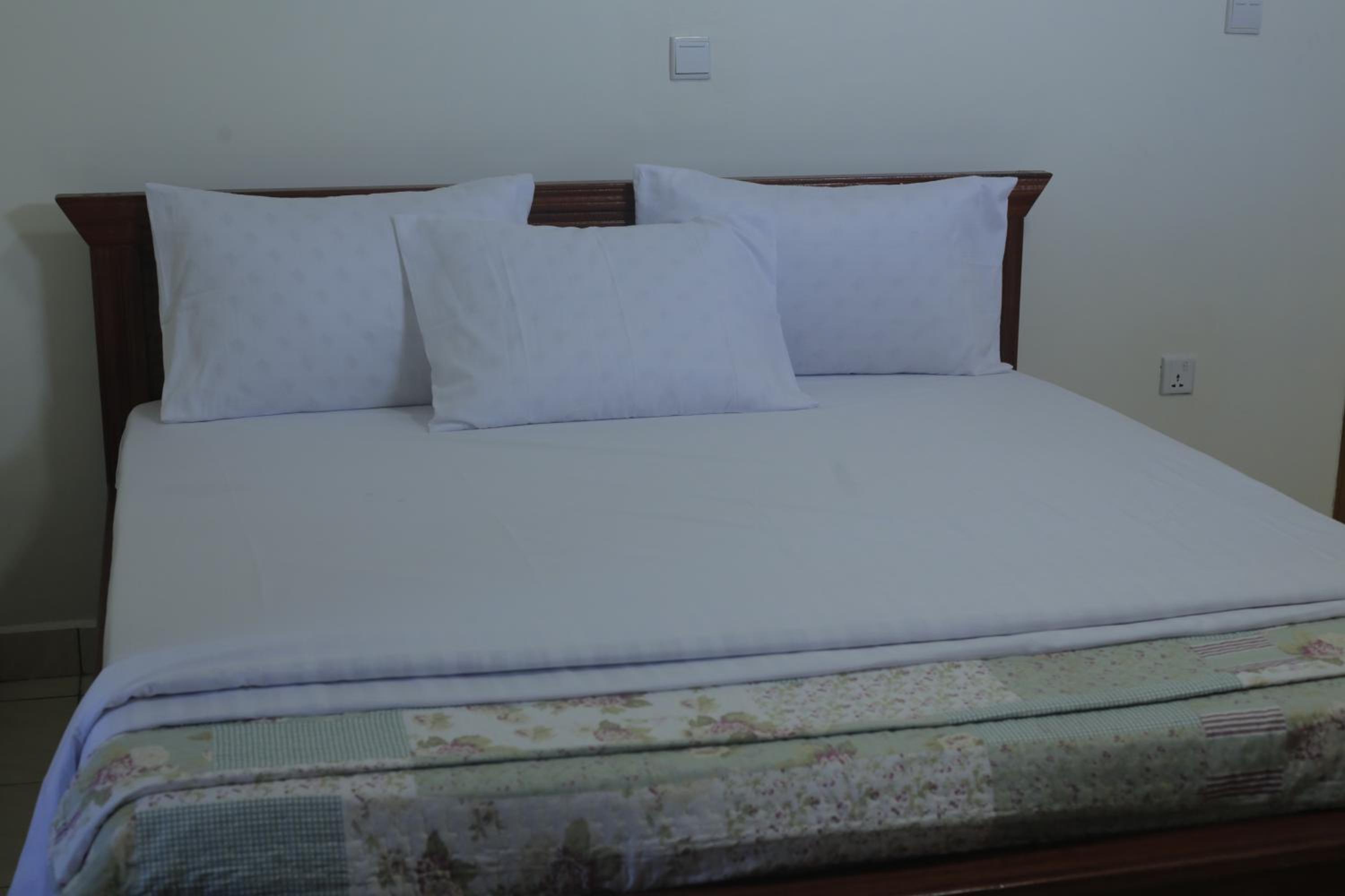 Standard Double Room photo 2