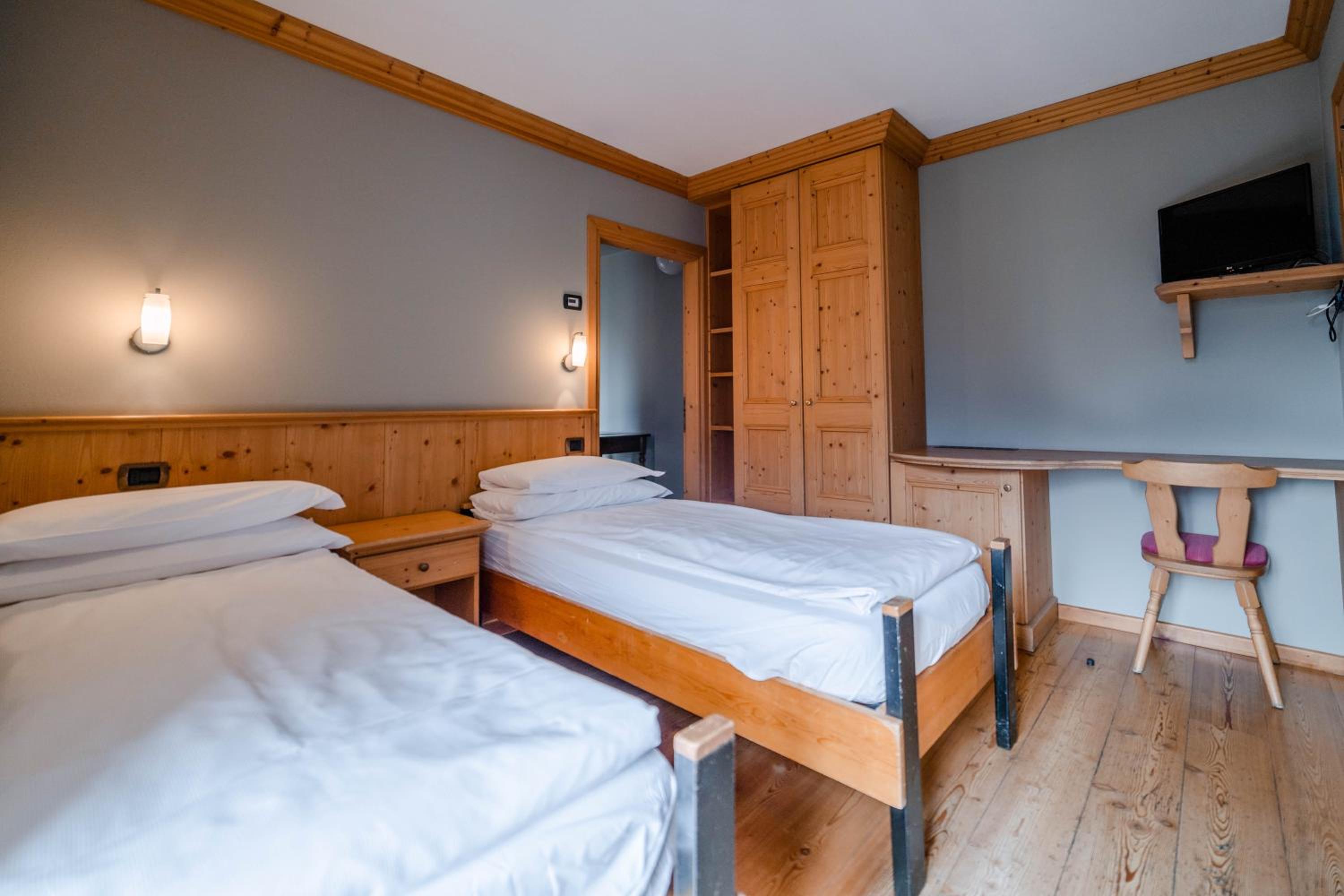 Comfort Quadruple Room - Photo 7