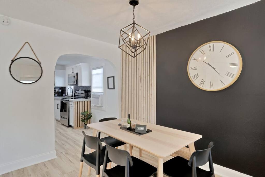 Two-Bedroom Villa - Photo 45