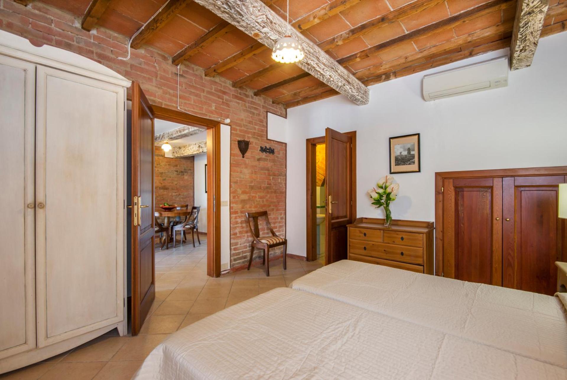 Two-Bedroom Apartment (4 Adults) - Separate Building photo 1