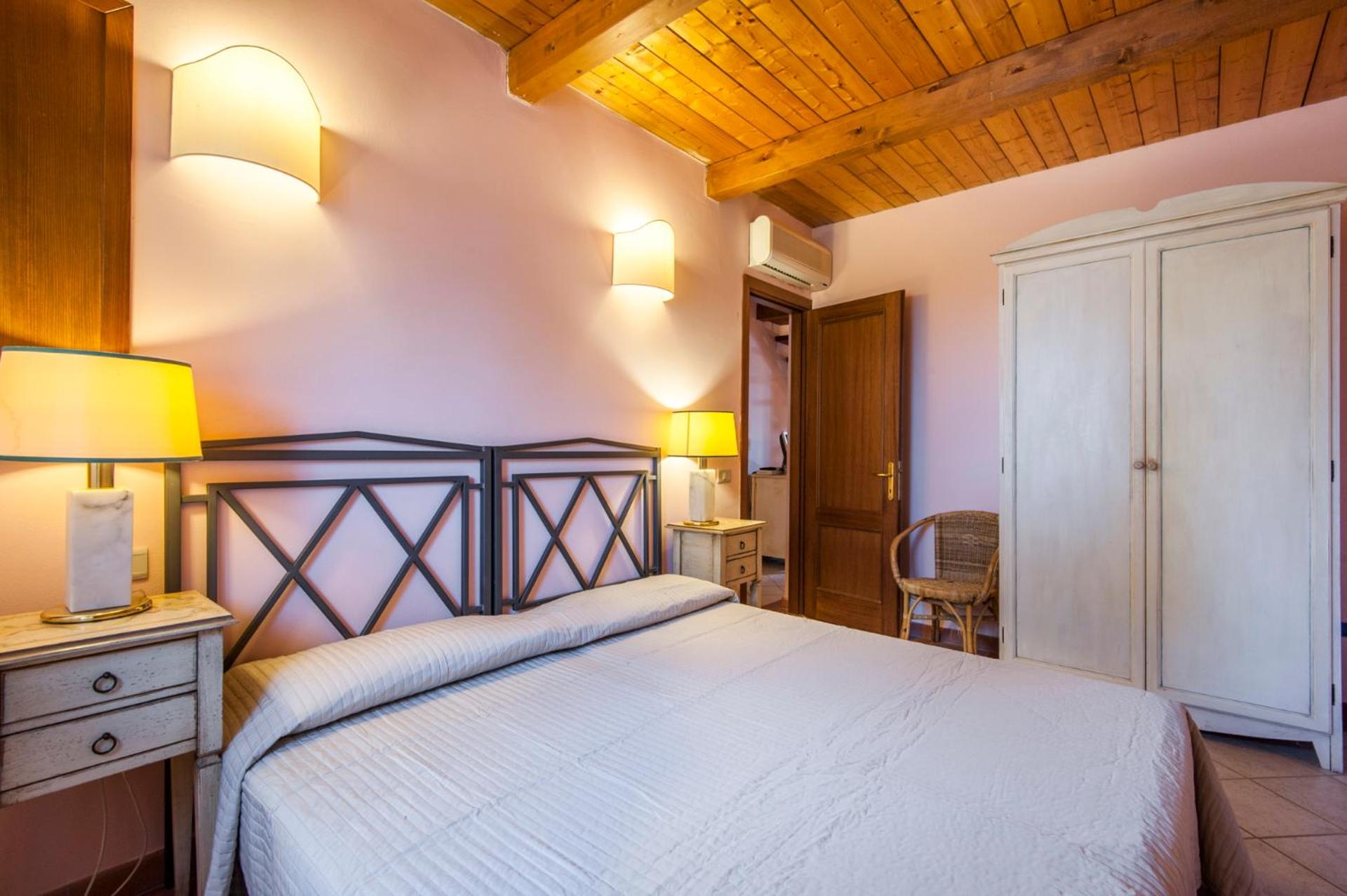 Three-Bedroom Apartment (6 Adults) - Separate Building photo 1