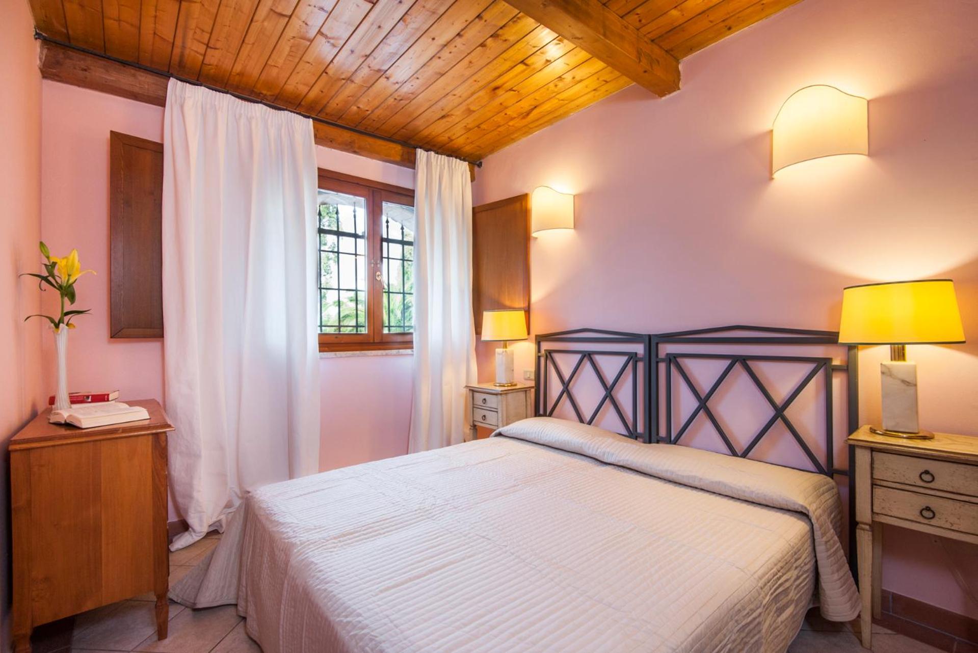 Three-Bedroom Apartment (6 Adults) - Separate Building photo 2