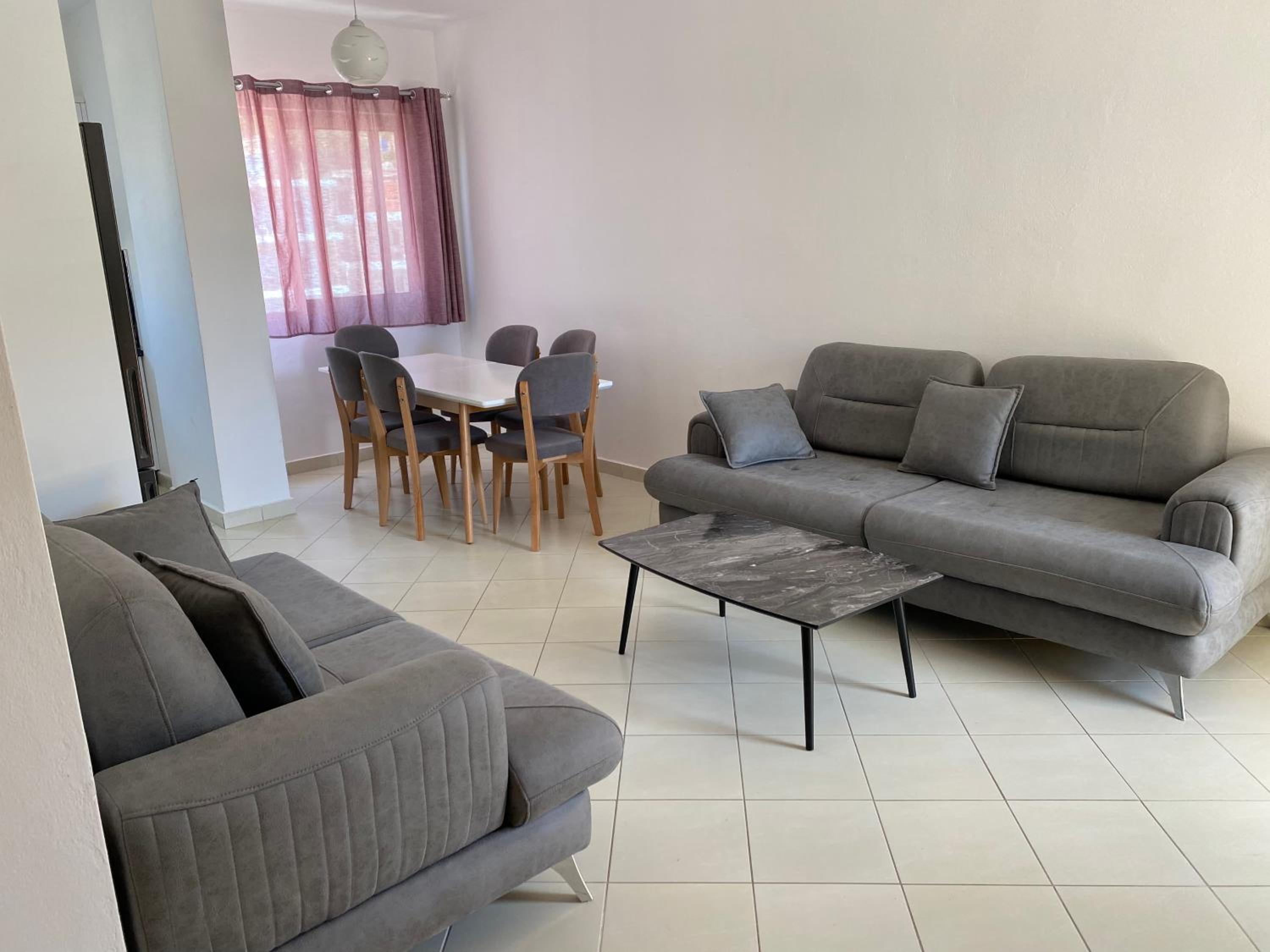 Apartment photo 1