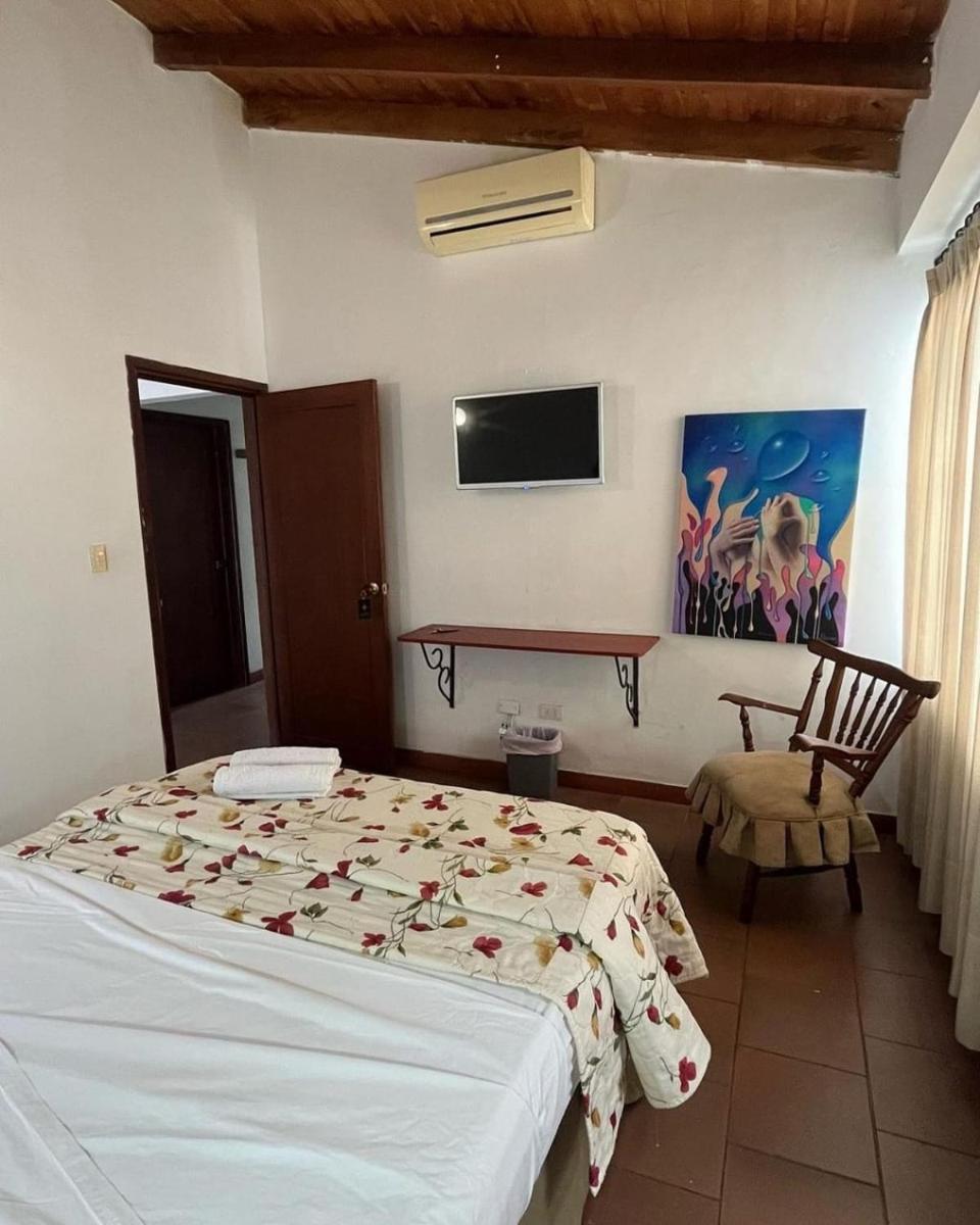Single Room with Private Bathroom