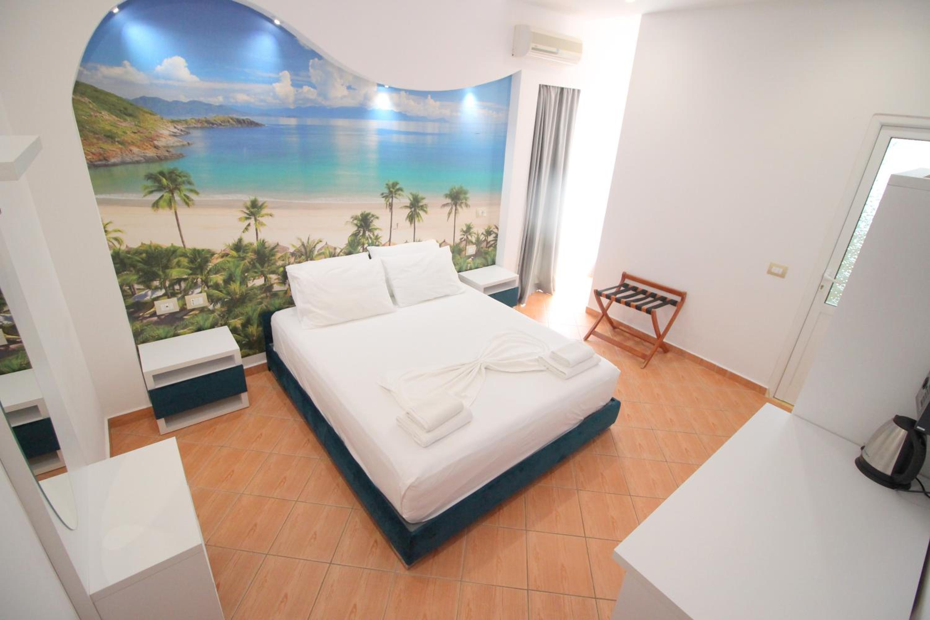 Deluxe Triple Room with Sea View