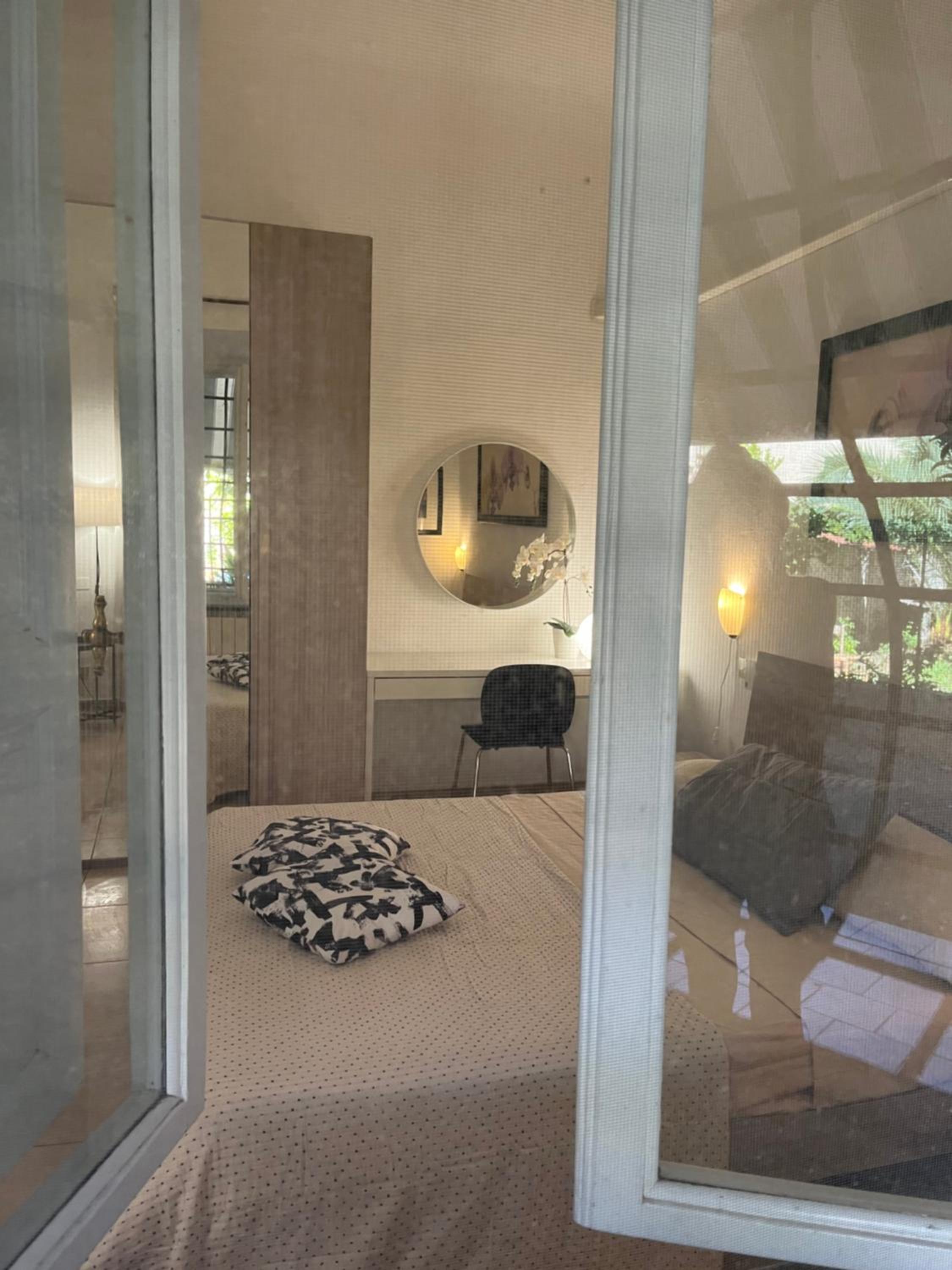 Apartment with Garden View - Photo 8