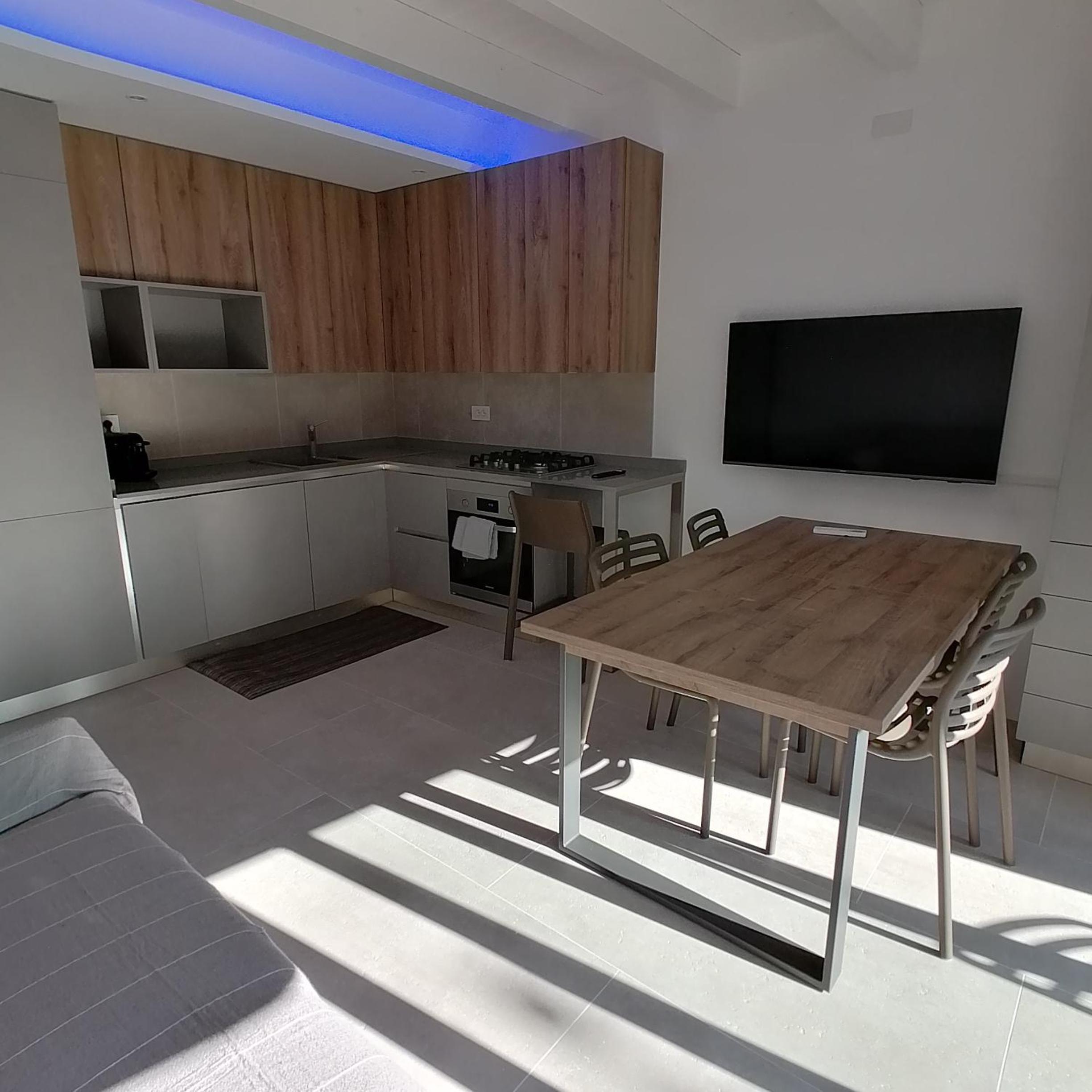 Two-Bedroom Apartment photo 2