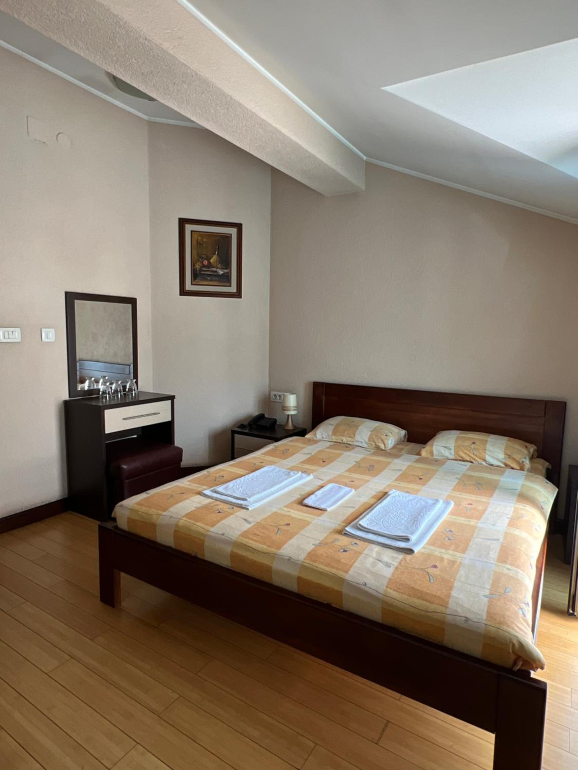 Deluxe Triple Room - Photo 4