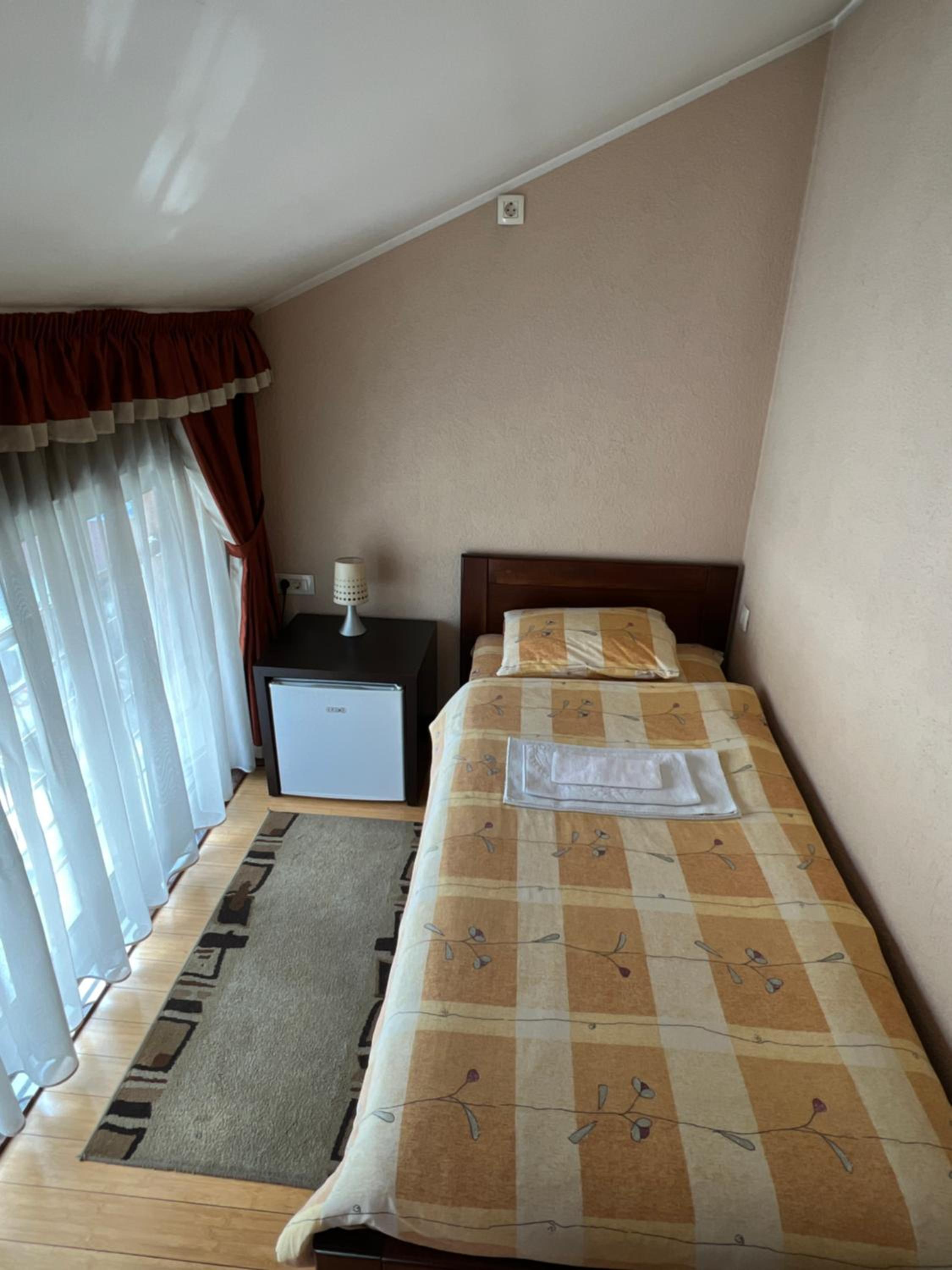 Deluxe Triple Room - Photo 8