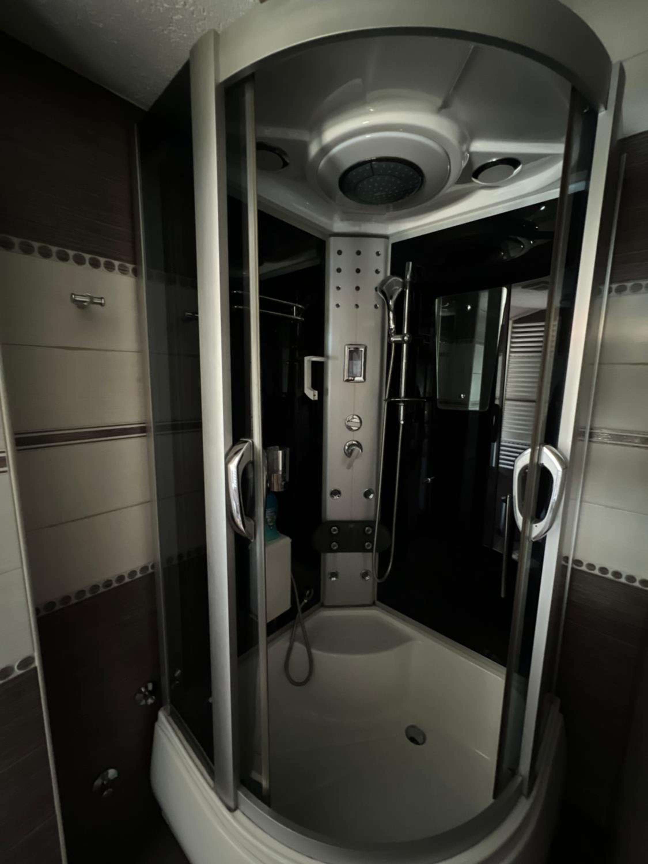Deluxe King Studio - Photo 2