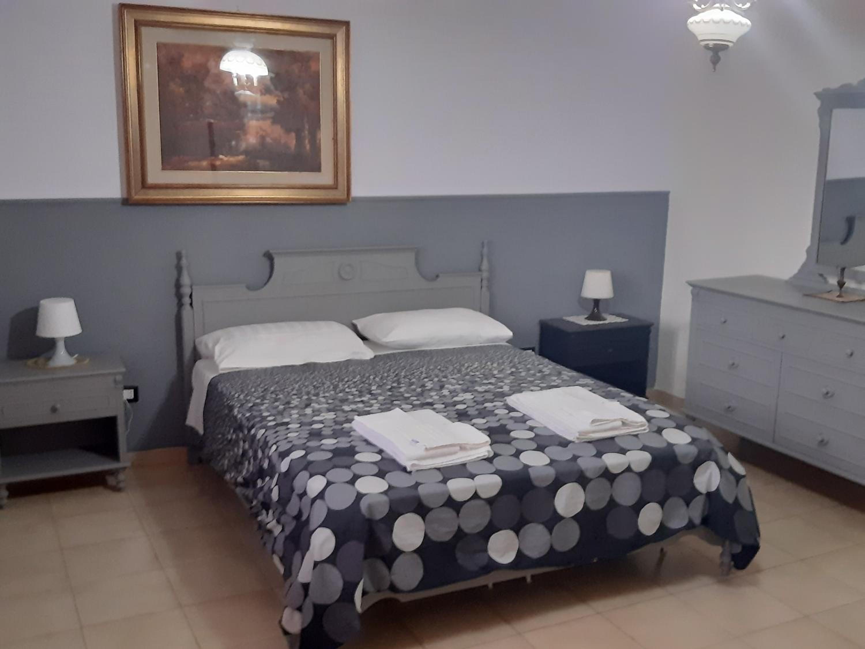 Three-Bedroom House - Photo 29