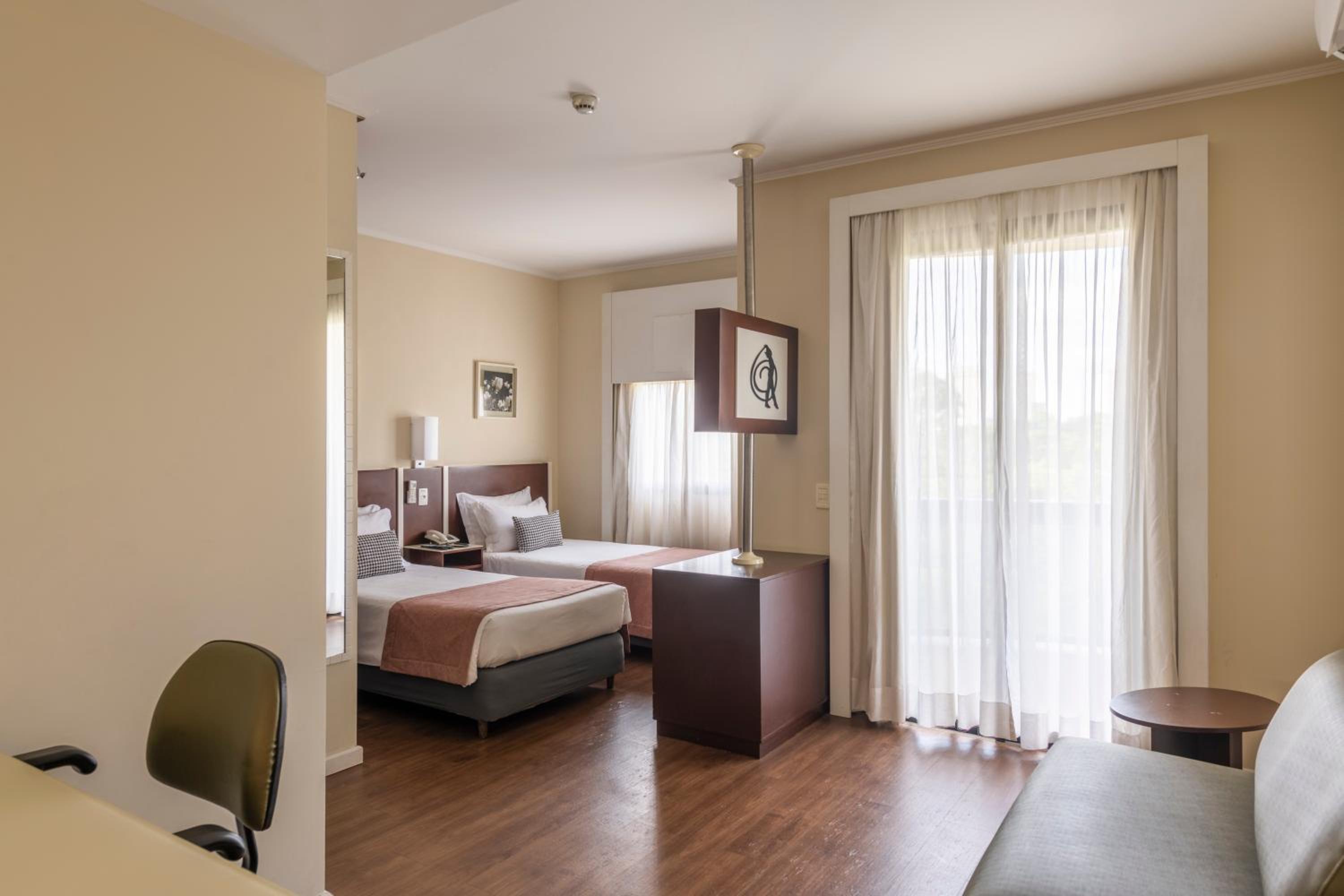 Superior Twin Room photo 2