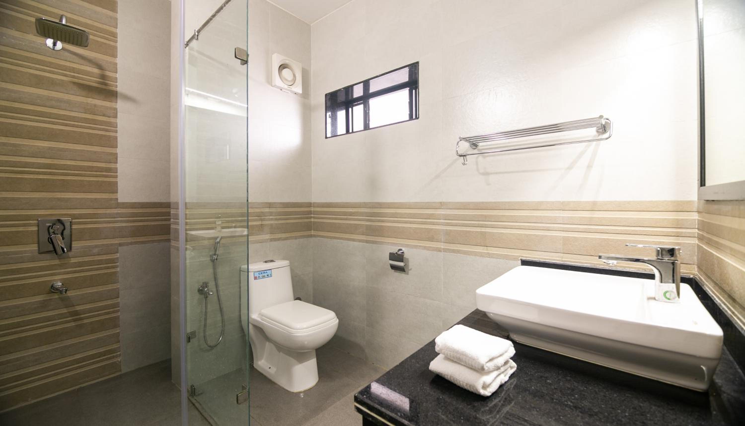 Standard Double Room - Photo 3
