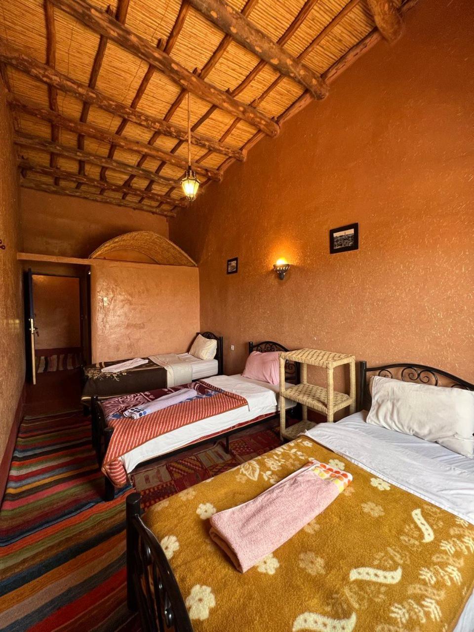 Triple Room with Private Bathroom - Photo 19