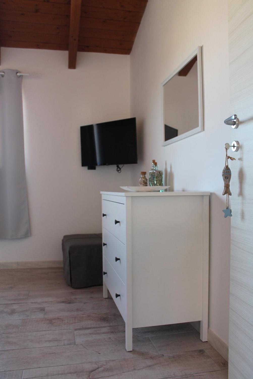 Deluxe Double Room with Sea View photo 2