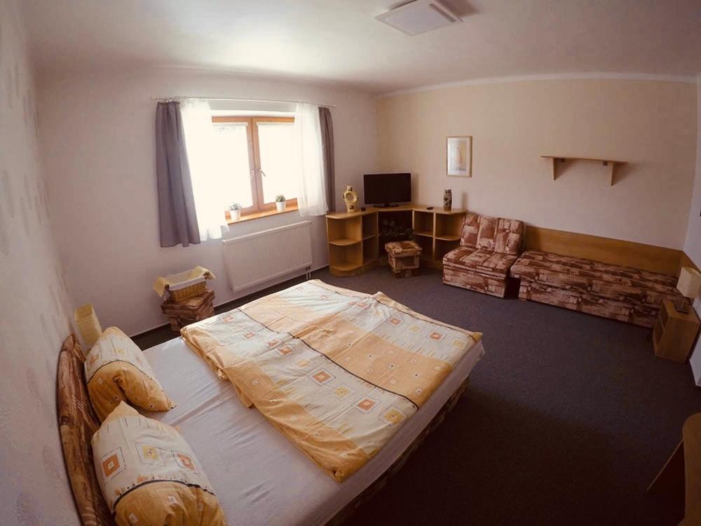 Deluxe Family Room - Photo 4