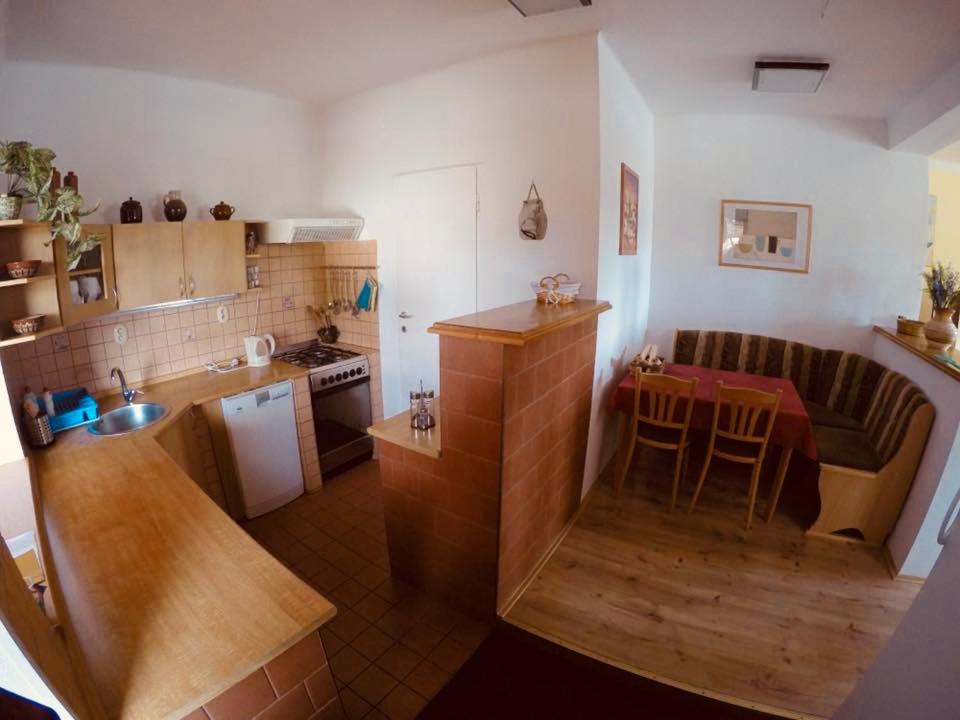 Deluxe Family Room - Photo 5