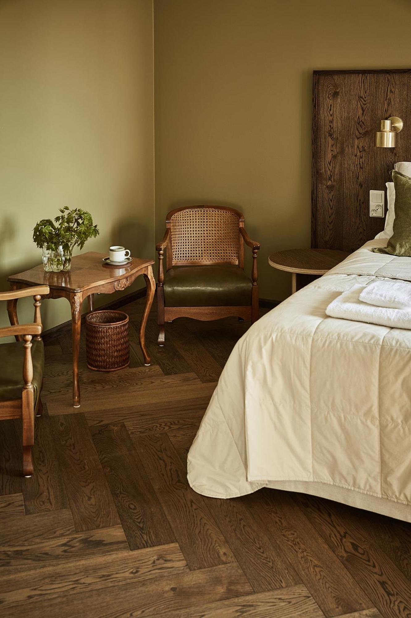 Large Double or Twin Room photo 2